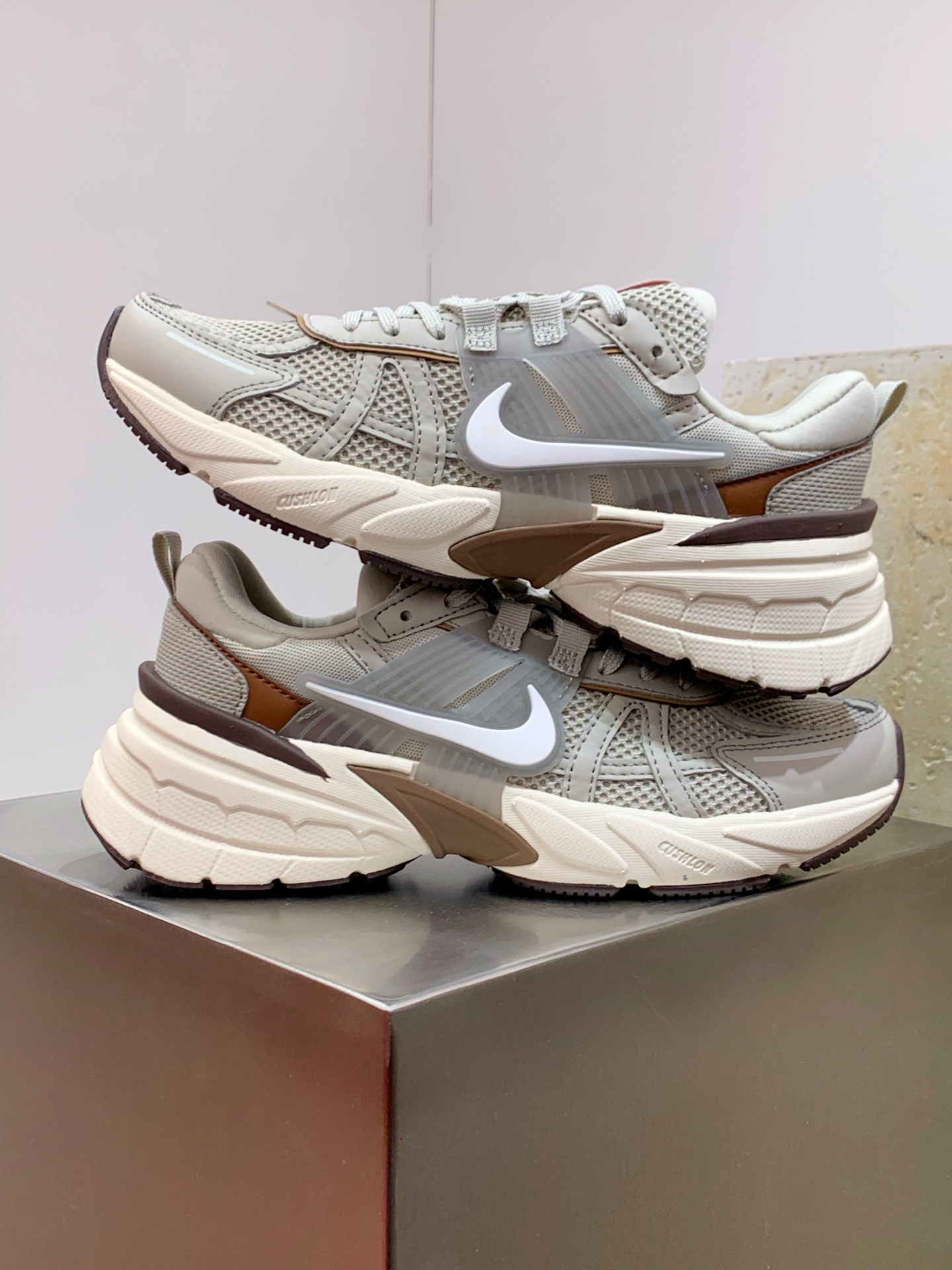 Balenciaga Louis Vuitton Nike Running Shoes Shock Absorbing M-l-s-xl