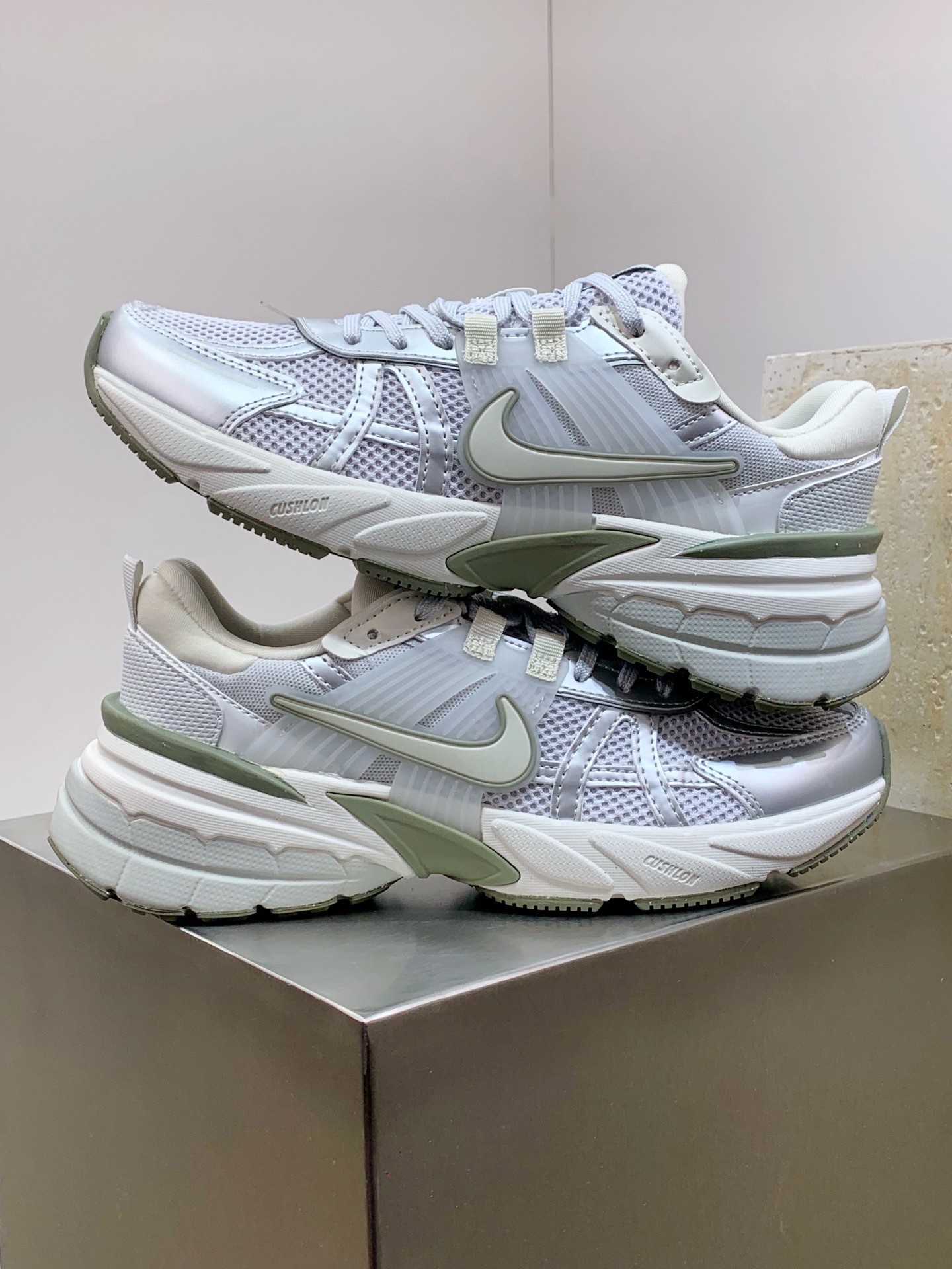 Balenciaga Louis Vuitton Nike Running Shoes Shock Absorbing M-l-s-xl