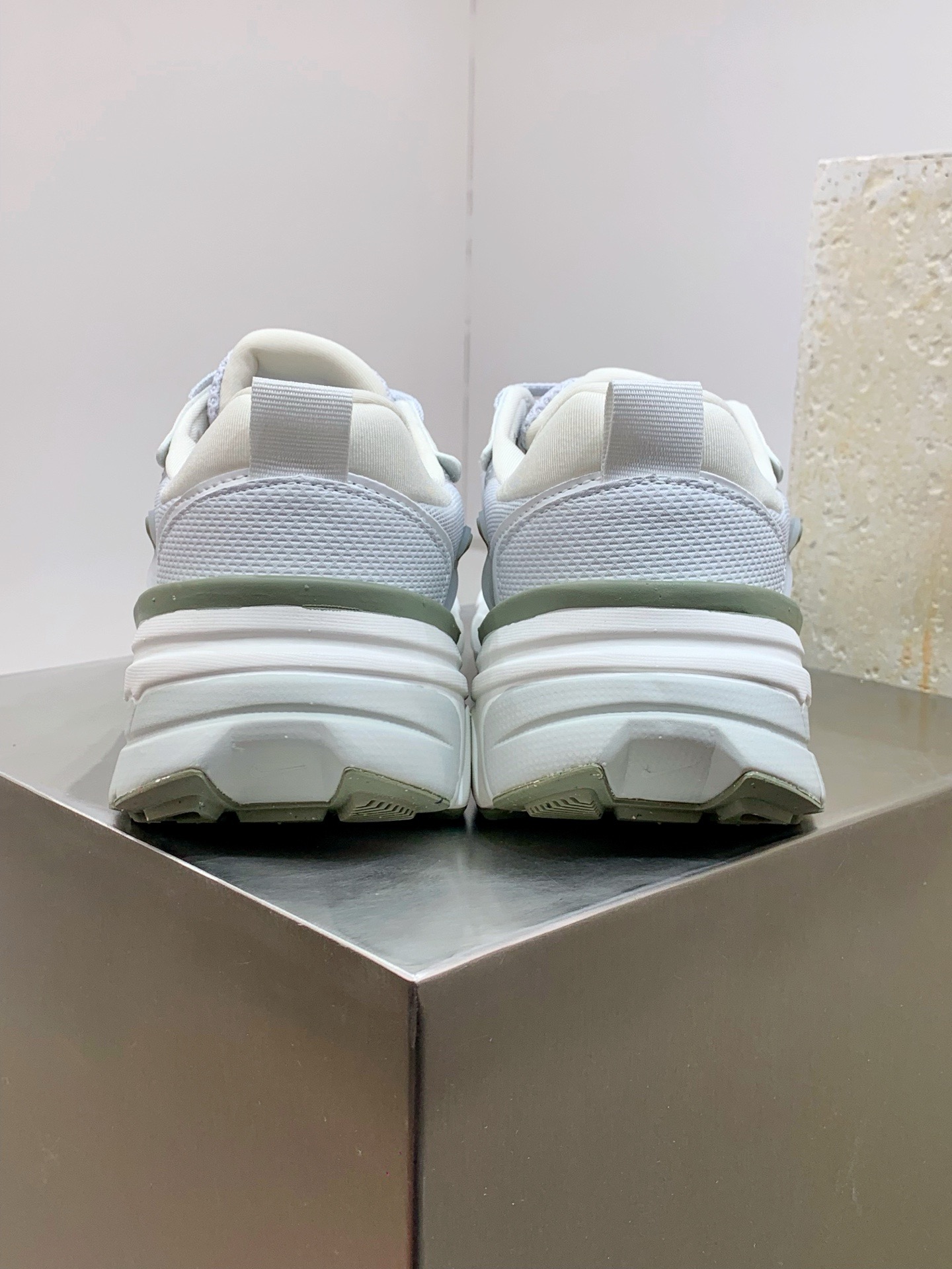 Balenciaga Louis Vuitton Nike Running Shoes Shock Absorbing M-l-s-xl