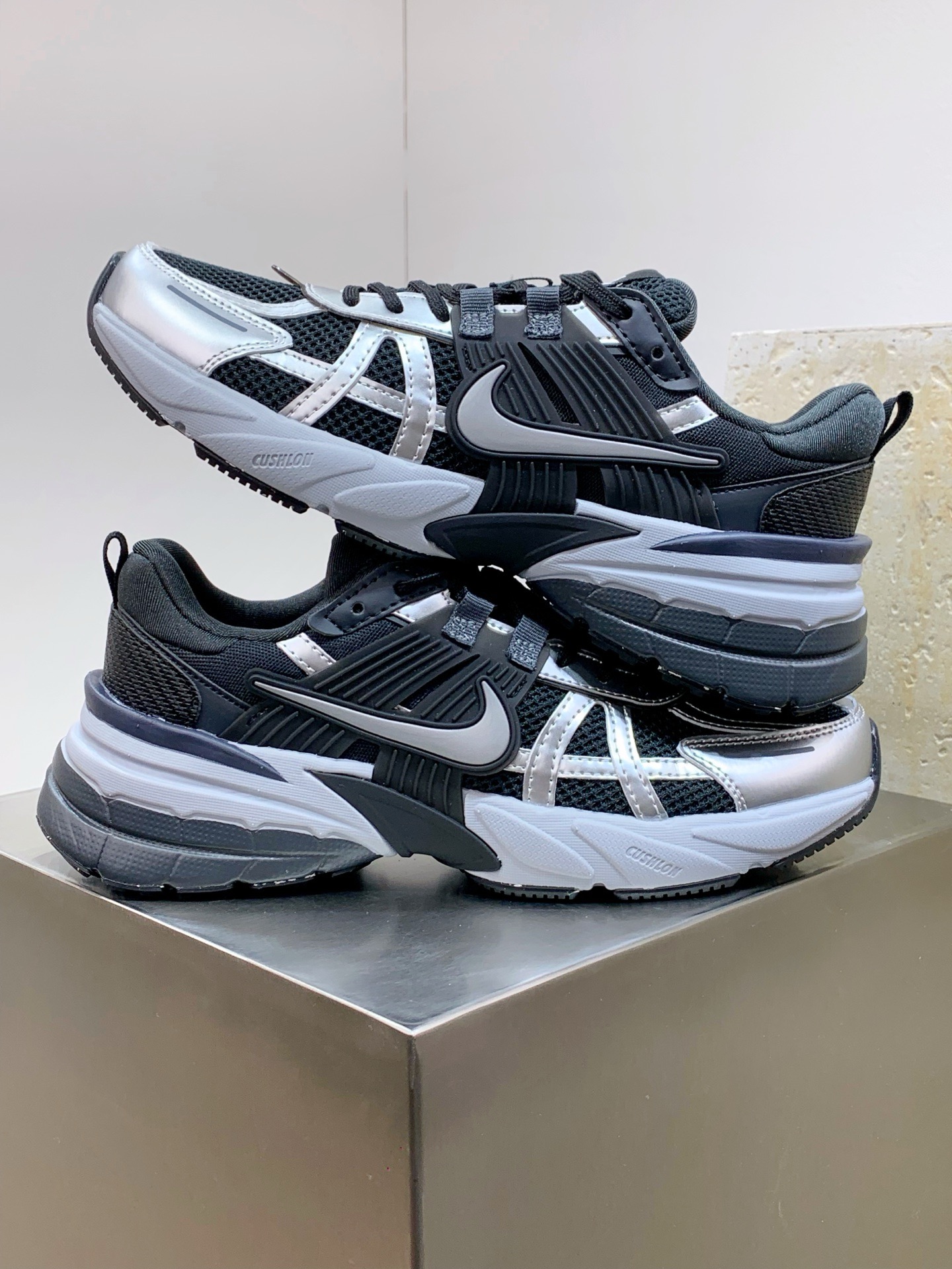 Balenciaga Louis Vuitton Nike Running Shoes Shock Absorbing M-l-s-xl