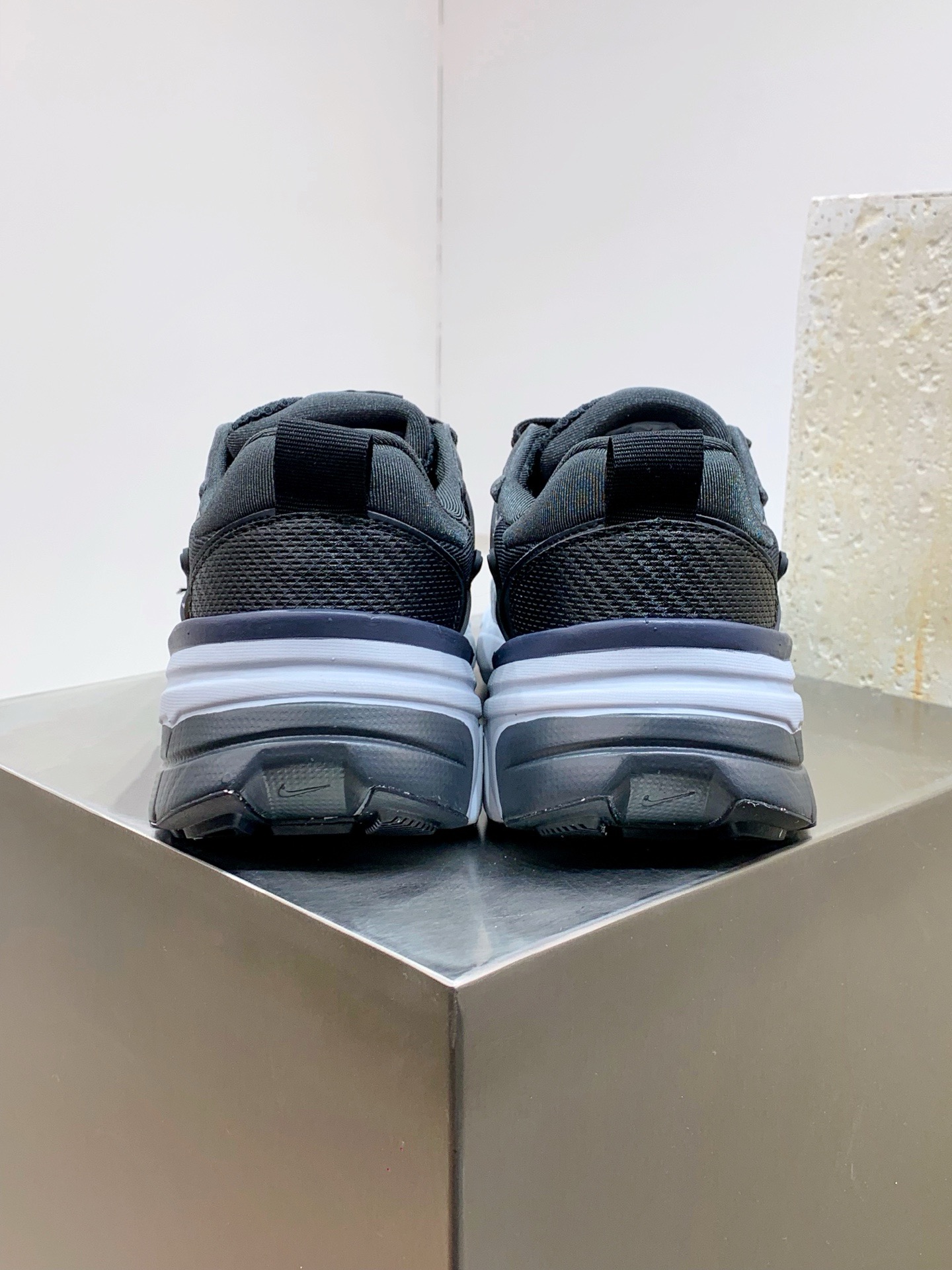 Balenciaga Louis Vuitton Nike Running Shoes Shock Absorbing M-l-s-xl