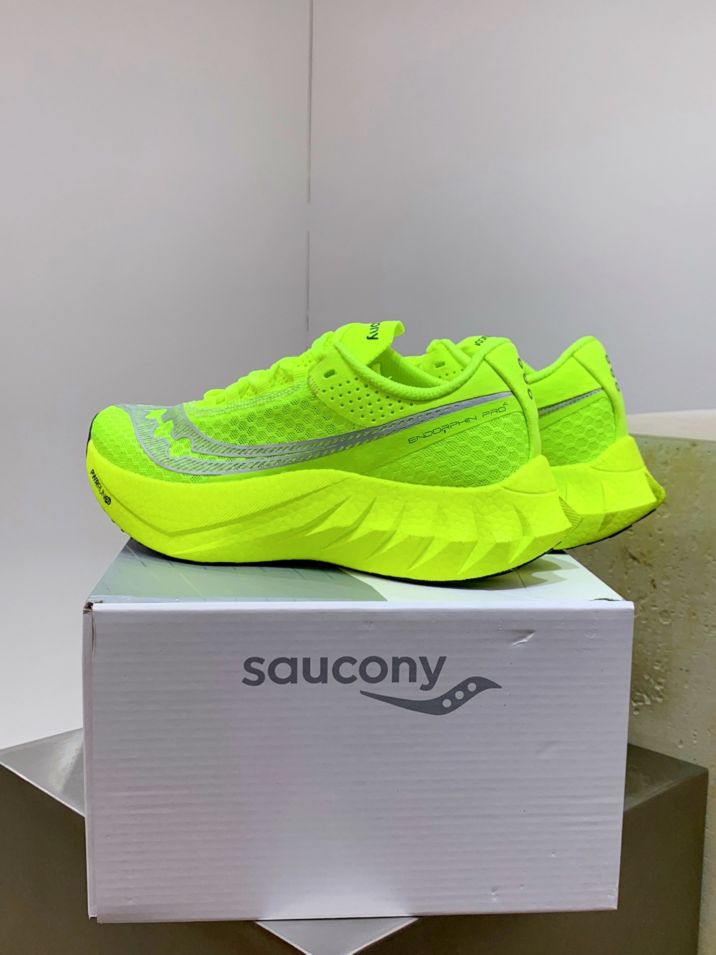 Running Shoes Mesh Shock Absorbing M-l-s