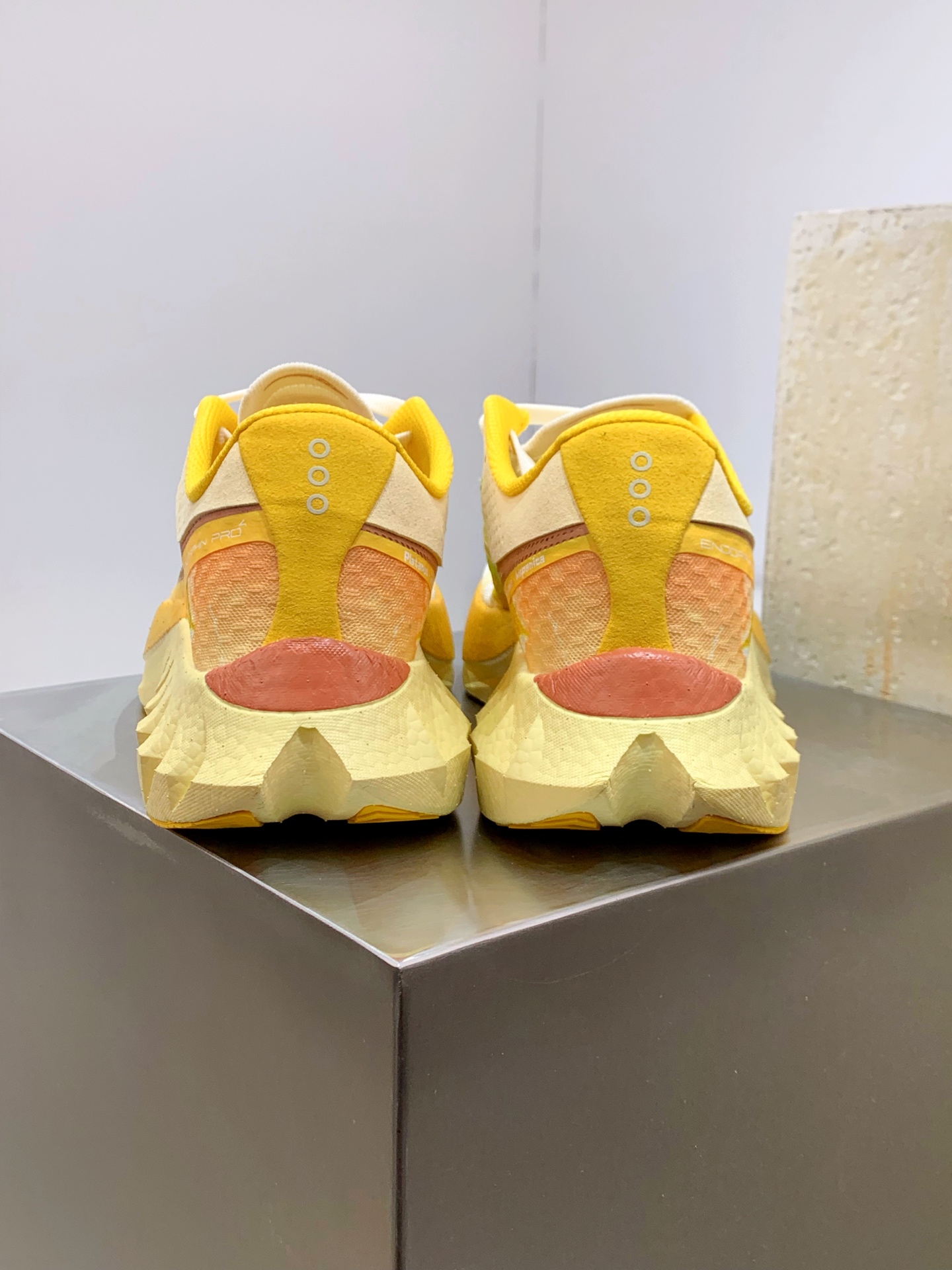 Running Shoes Mesh Shock Absorbing M-l-s