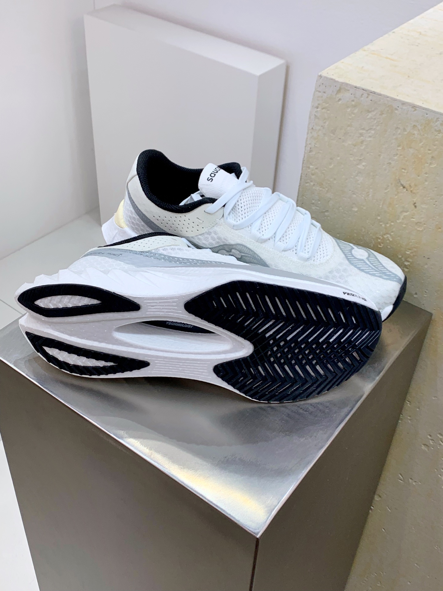 Running Shoes Mesh Shock Absorbing M-l-s