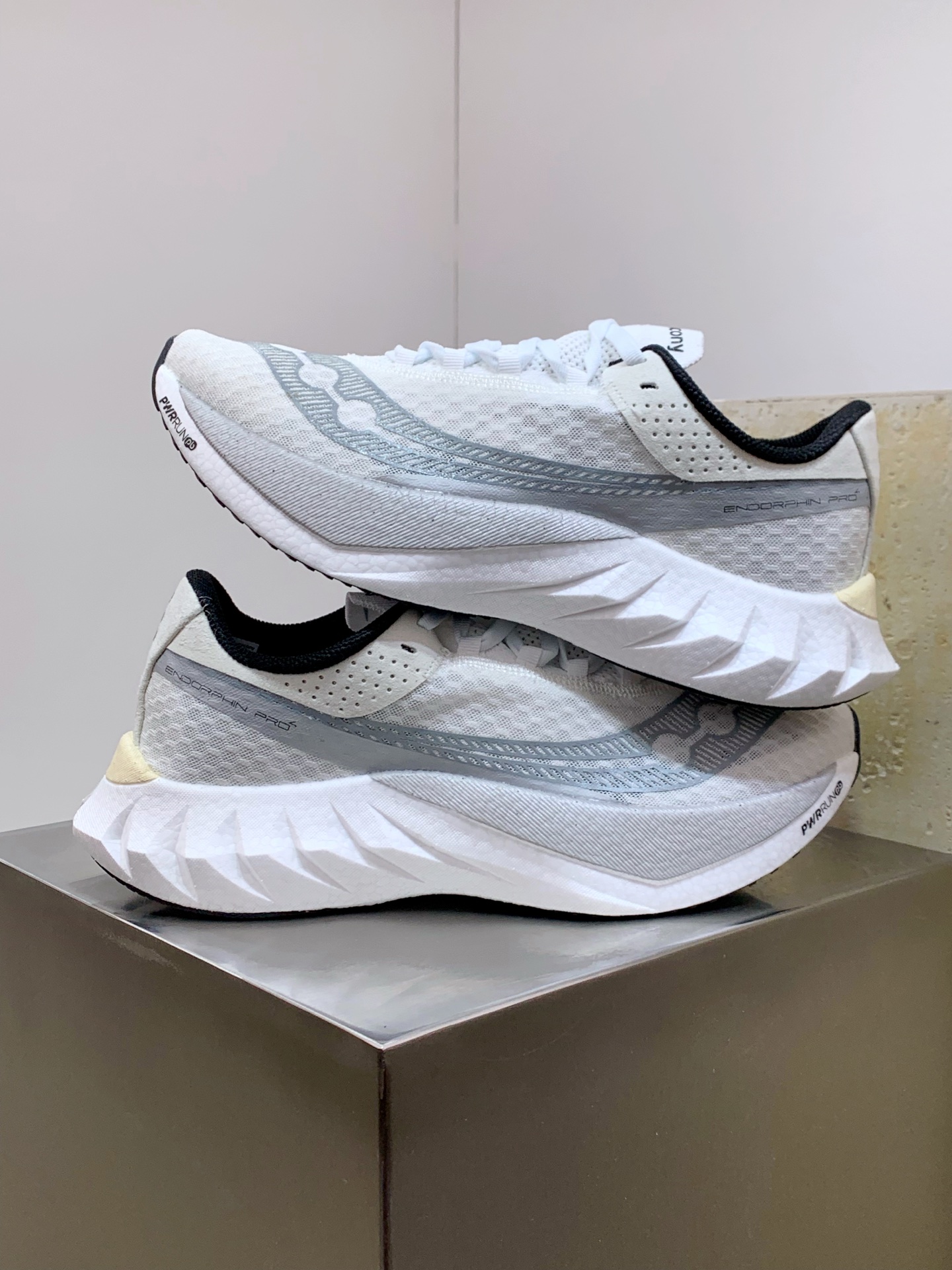 Running Shoes Mesh Shock Absorbing M-l-s