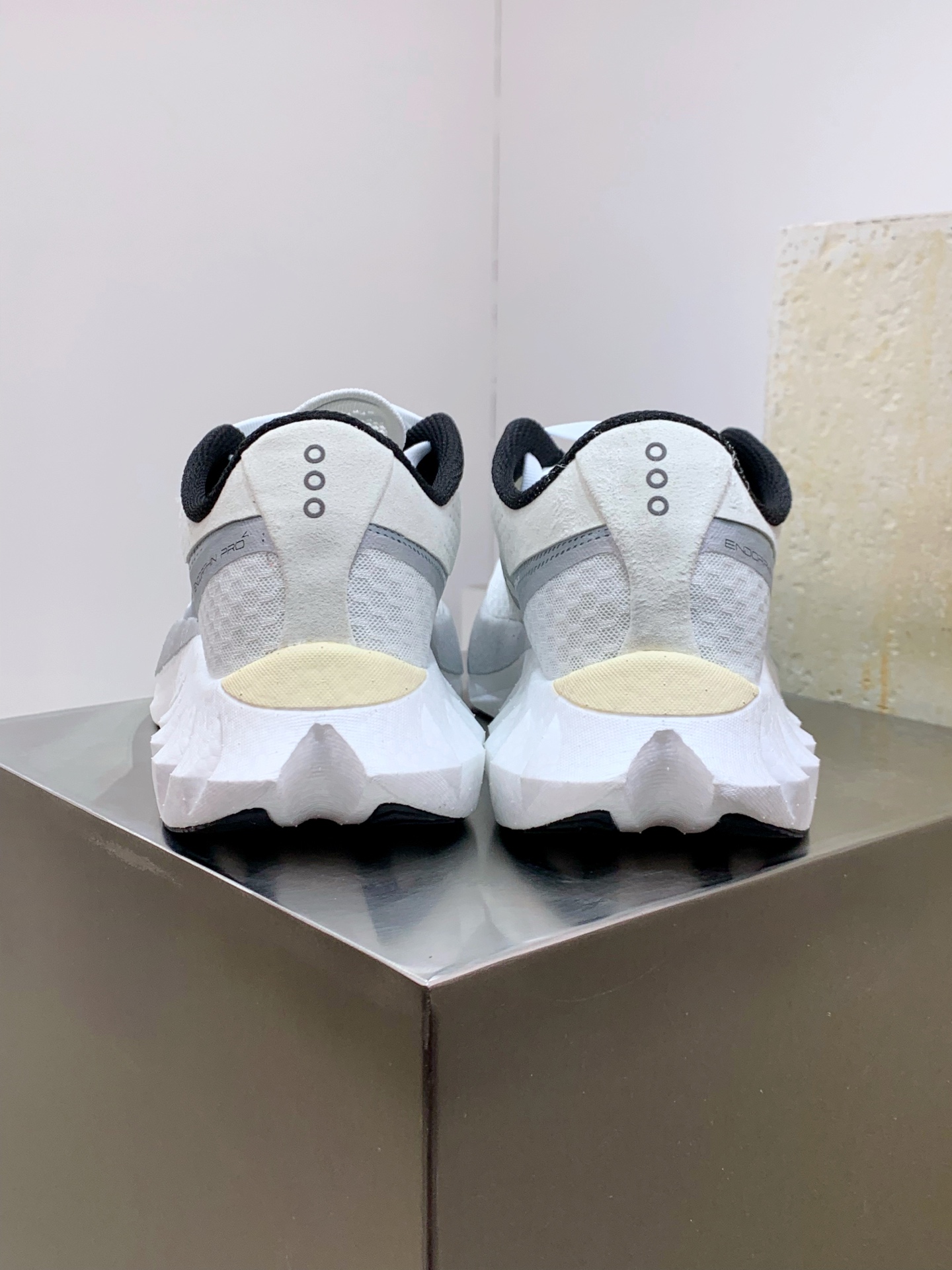 Running Shoes Mesh Shock Absorbing M-l-s