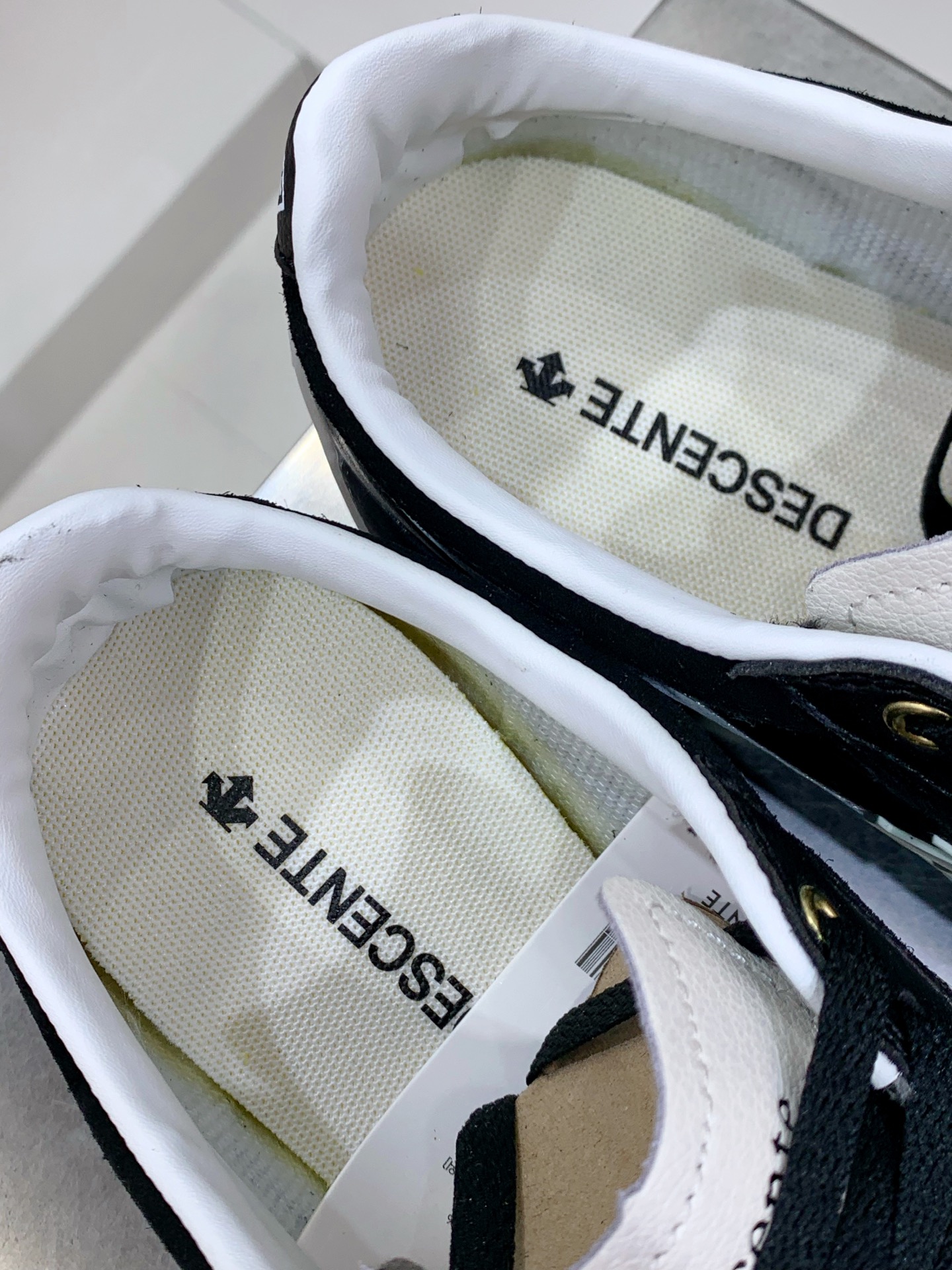 Descente Leather Shoes Cow Leather Breathable L-s