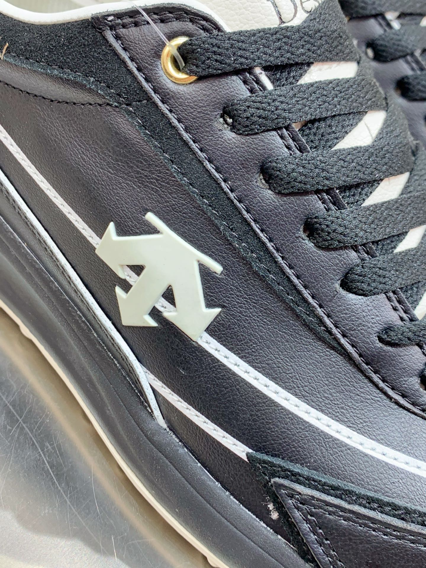 Descente Leather Shoes Cow Leather Breathable L-s