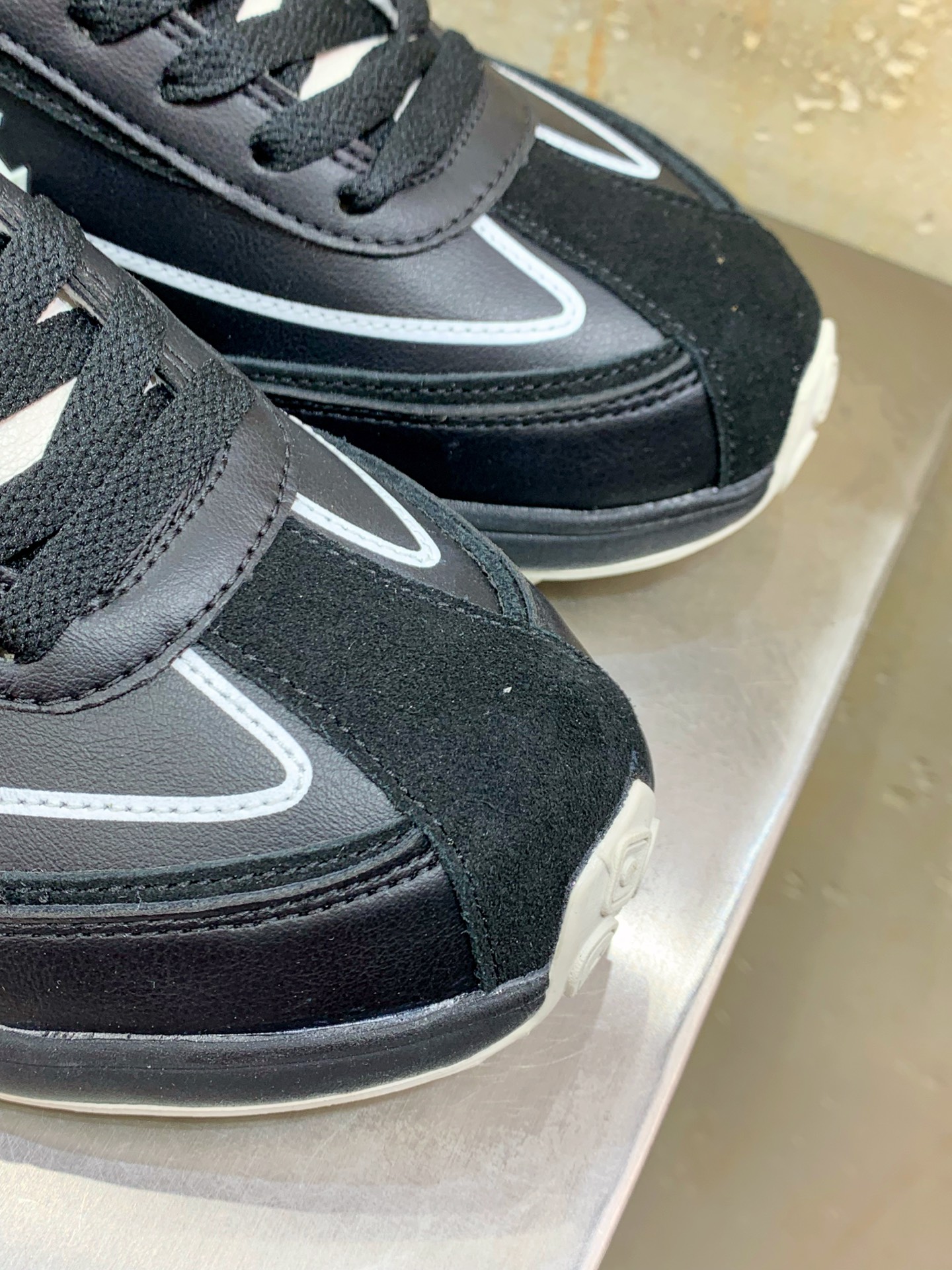 Descente Leather Shoes Cow Leather Breathable L-s