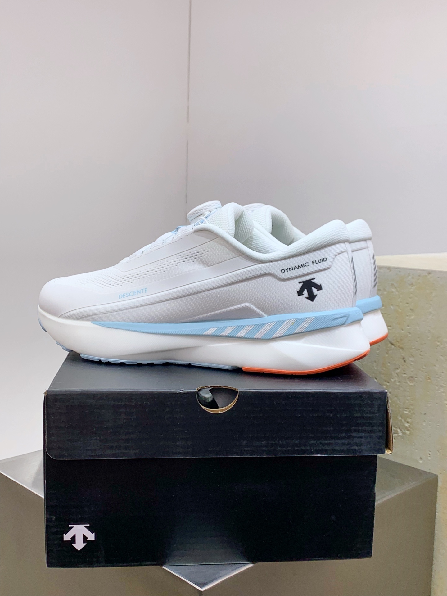 Descente Female Basic Shoes L-s