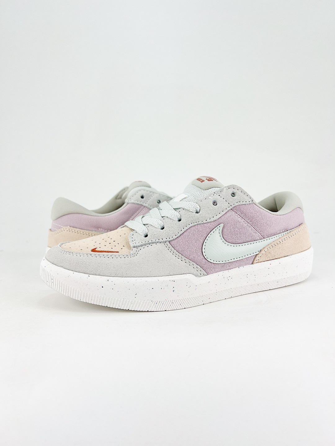 Nike Basic Shoes White L-s