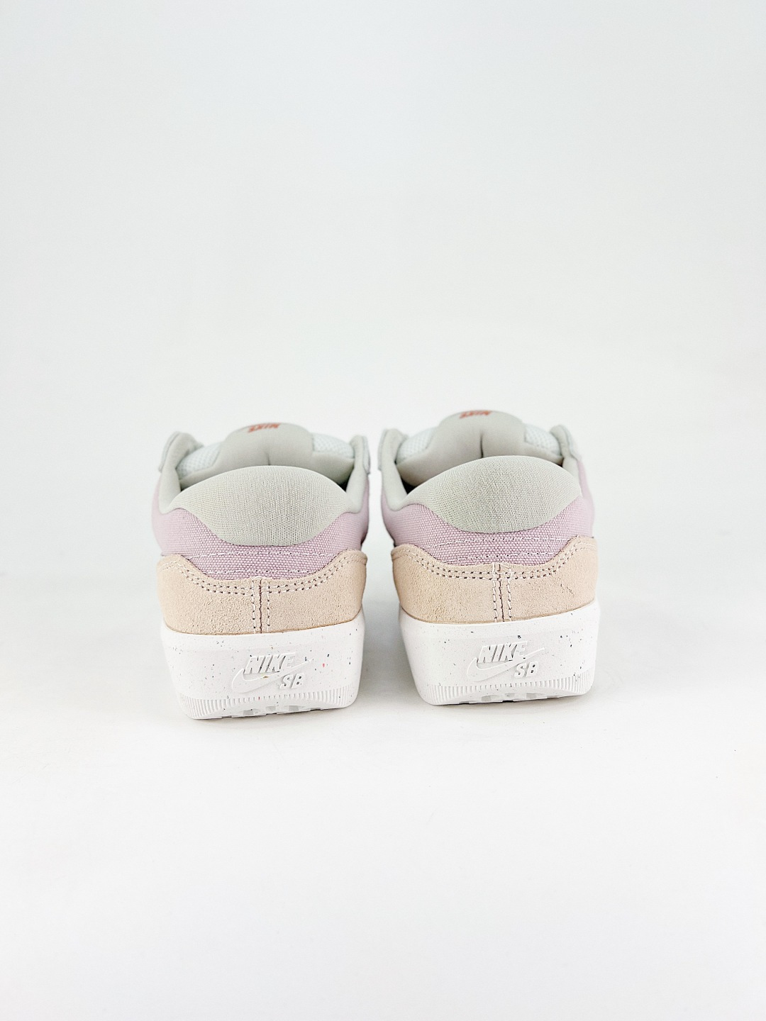 Nike Basic Shoes White L-s