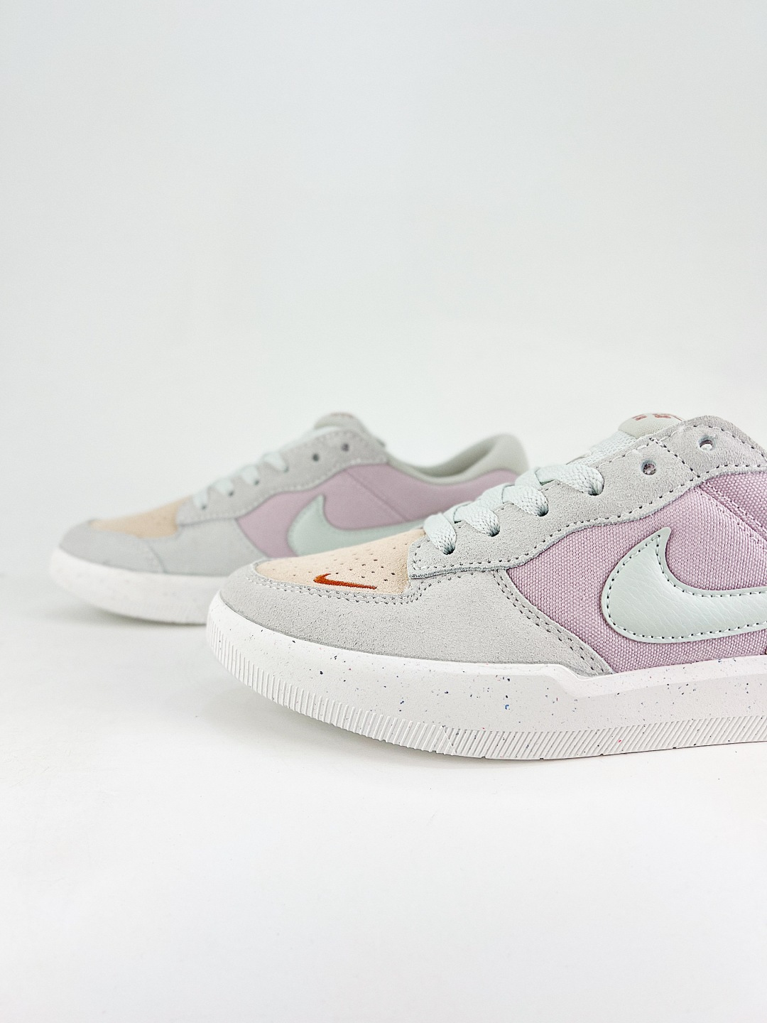 Nike Basic Shoes White L-s