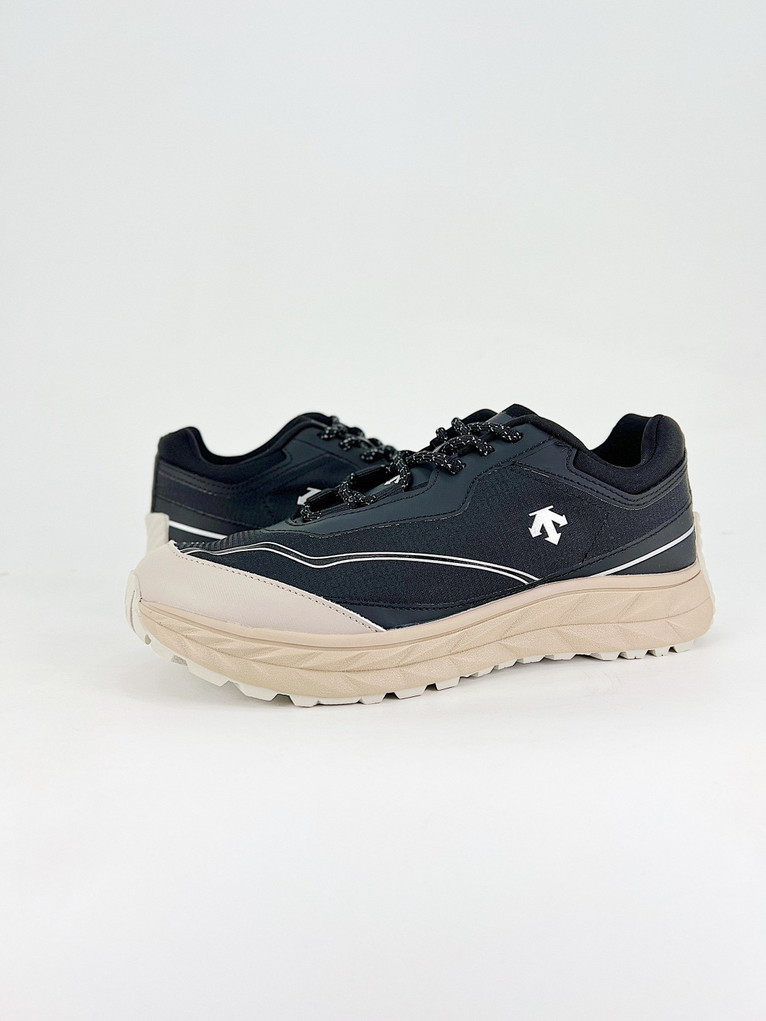 Descente Female Sneakers S