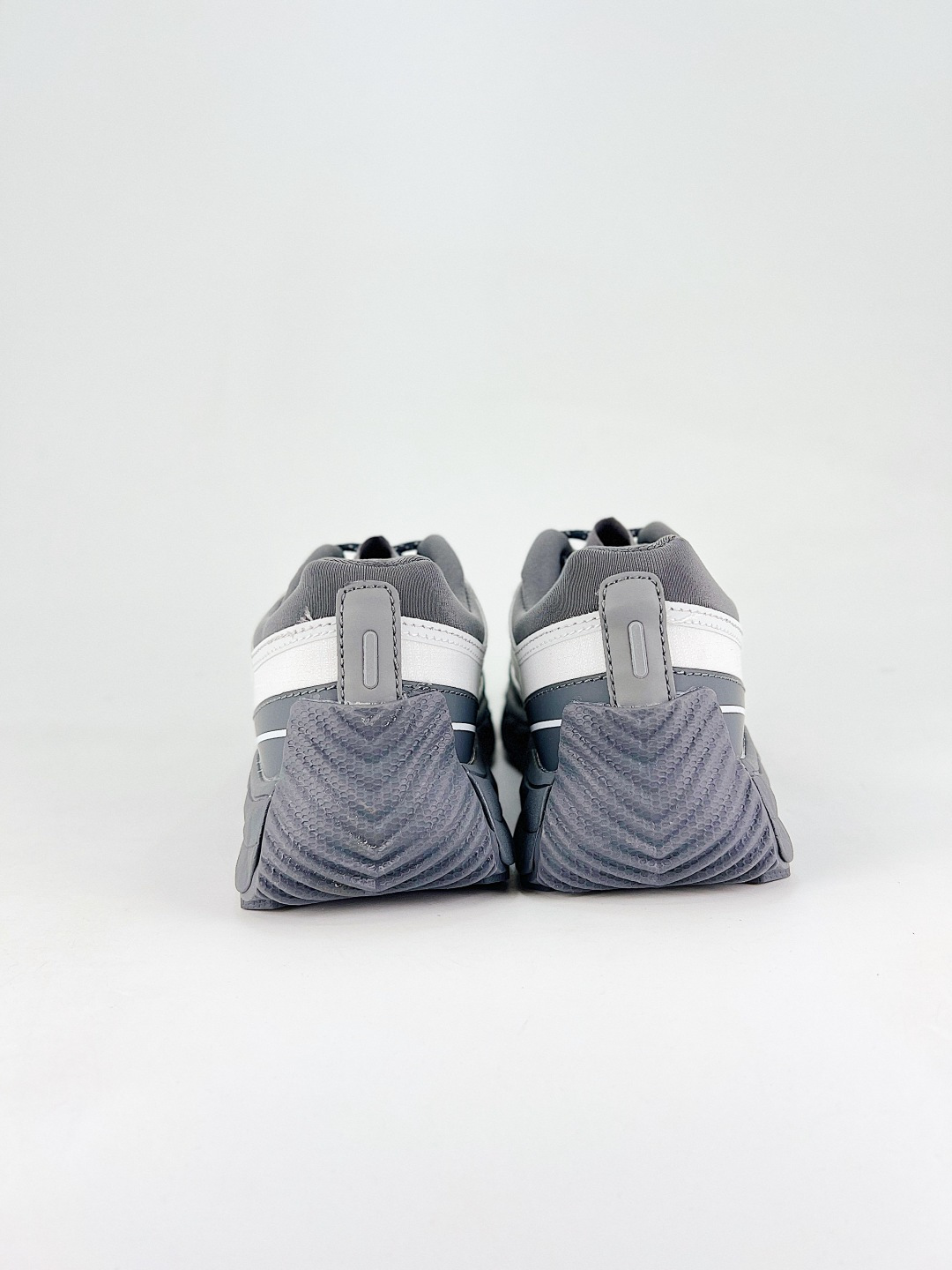 Descente Female Sneakers S