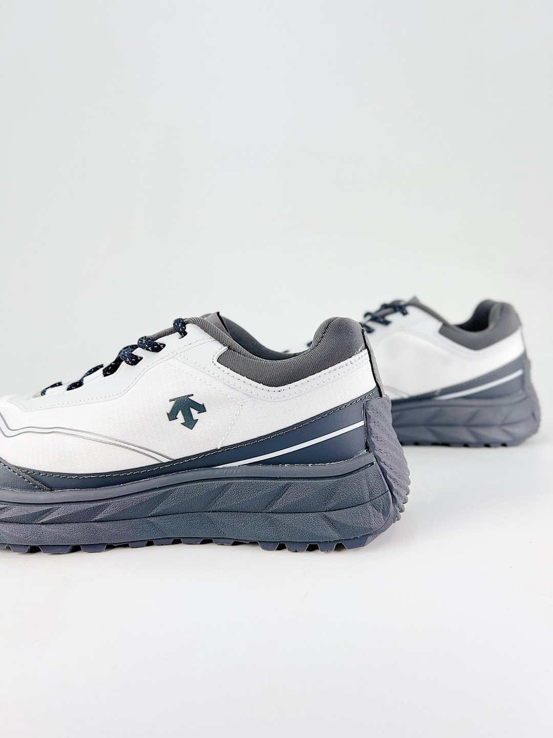 Descente Female Sneakers S