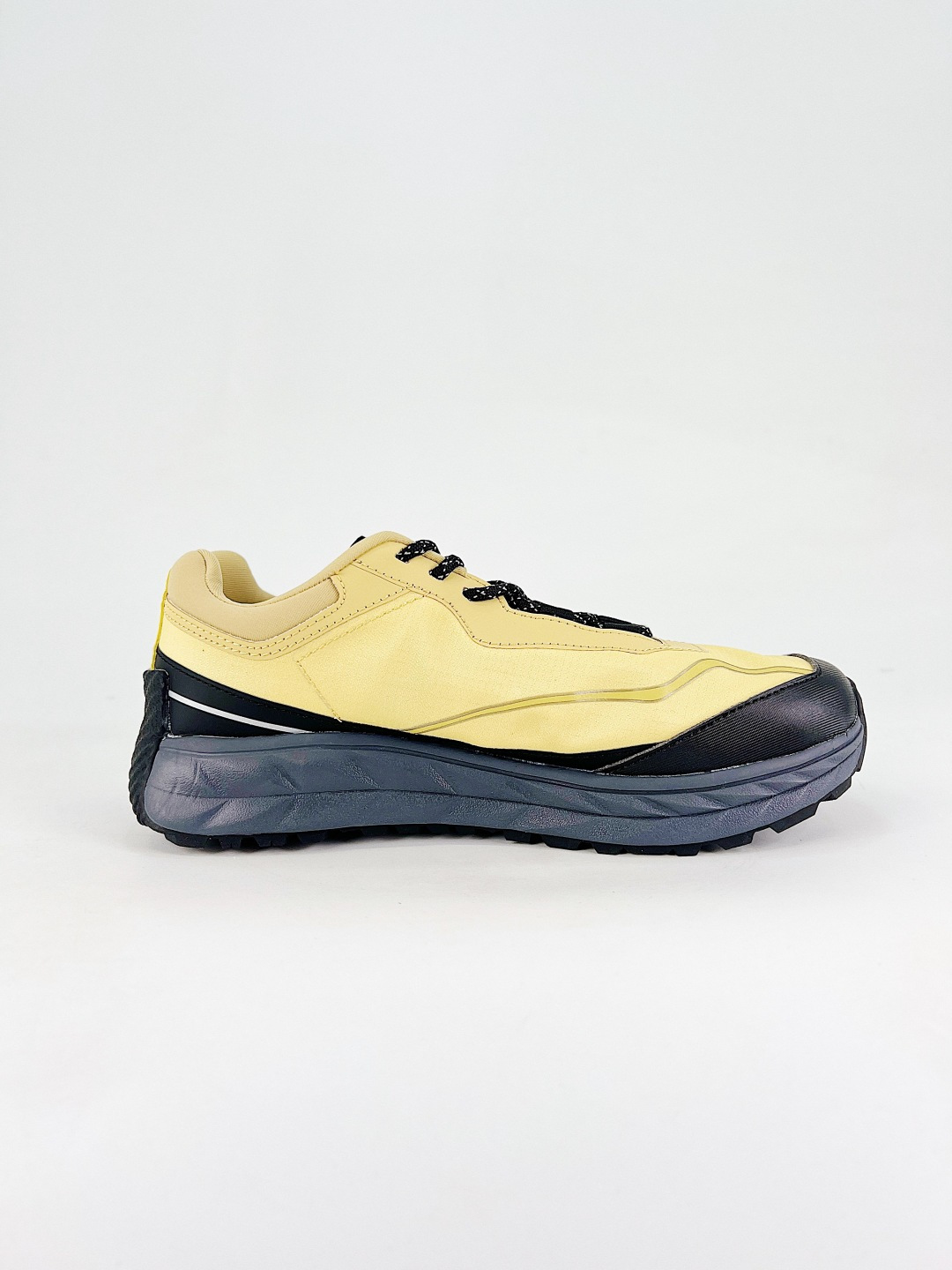 Descente Female Sneakers S