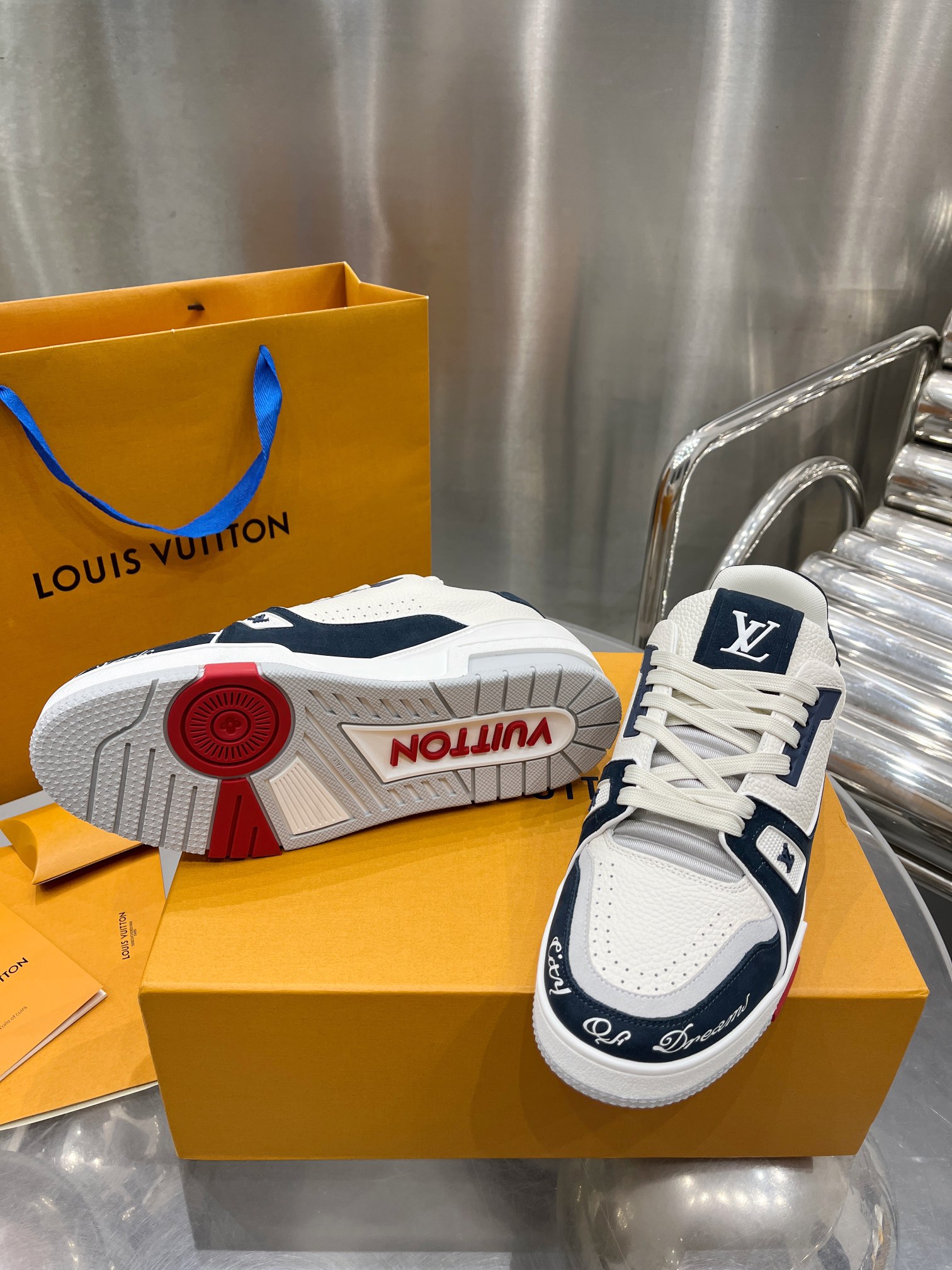 Louis Vuitton Male Basic Shoes L