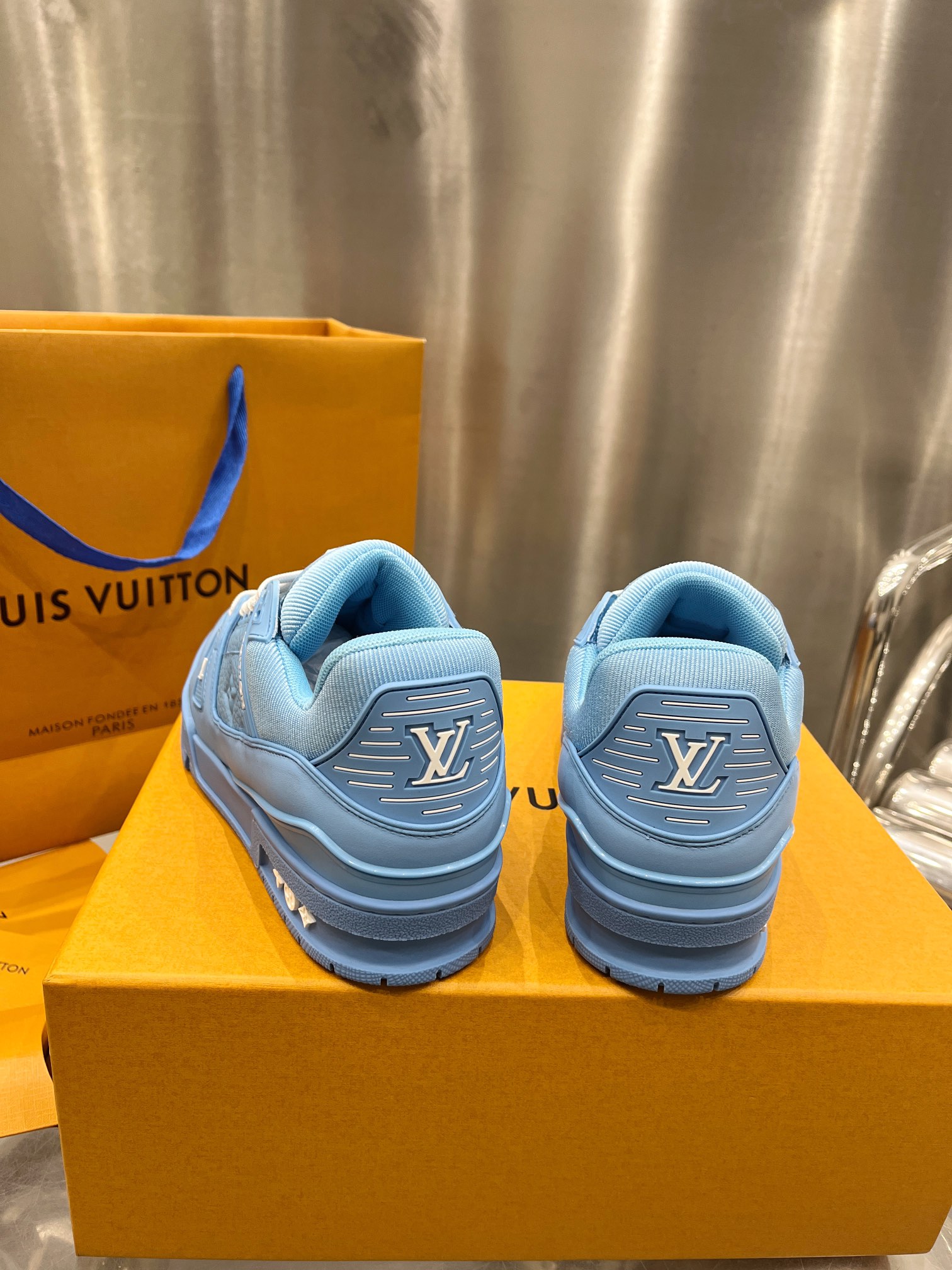 Louis Vuitton Male Basic Shoes L