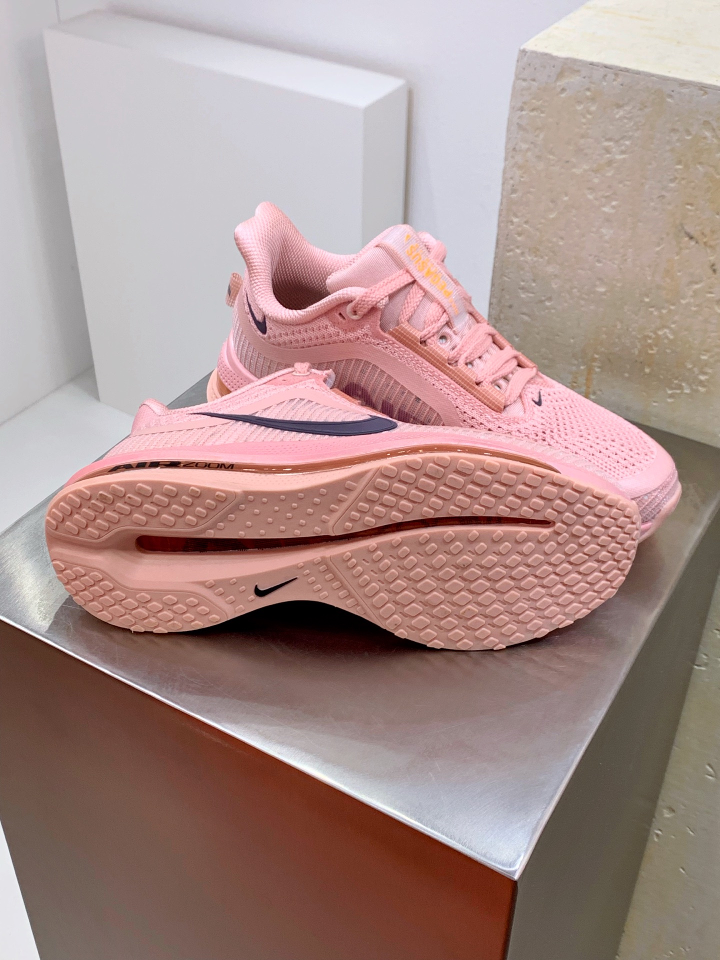 Male Running Shoes Shock Absorbing M-s