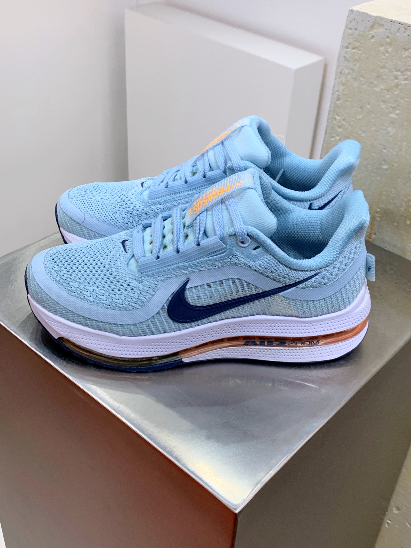 Male Running Shoes Shock Absorbing M-s