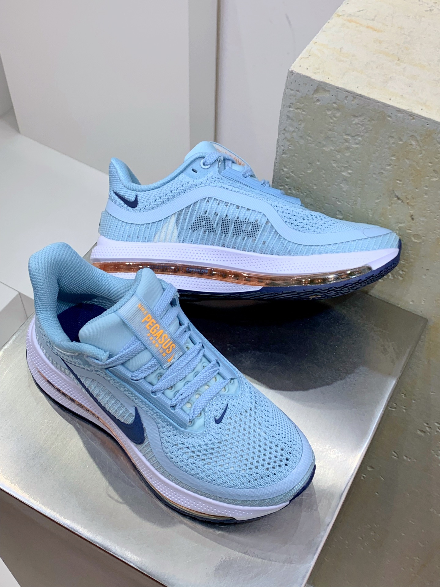 Male Running Shoes Shock Absorbing M-s