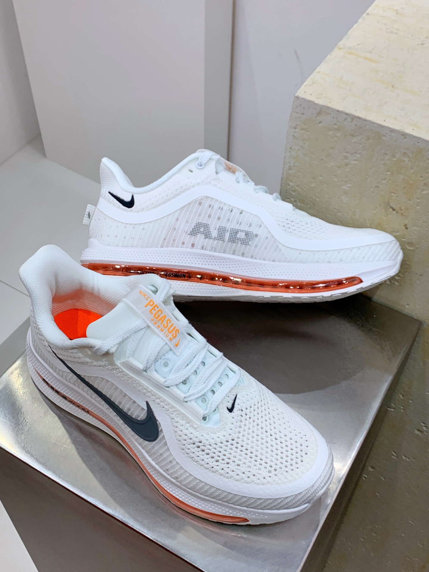 Male Running Shoes Shock Absorbing M-s