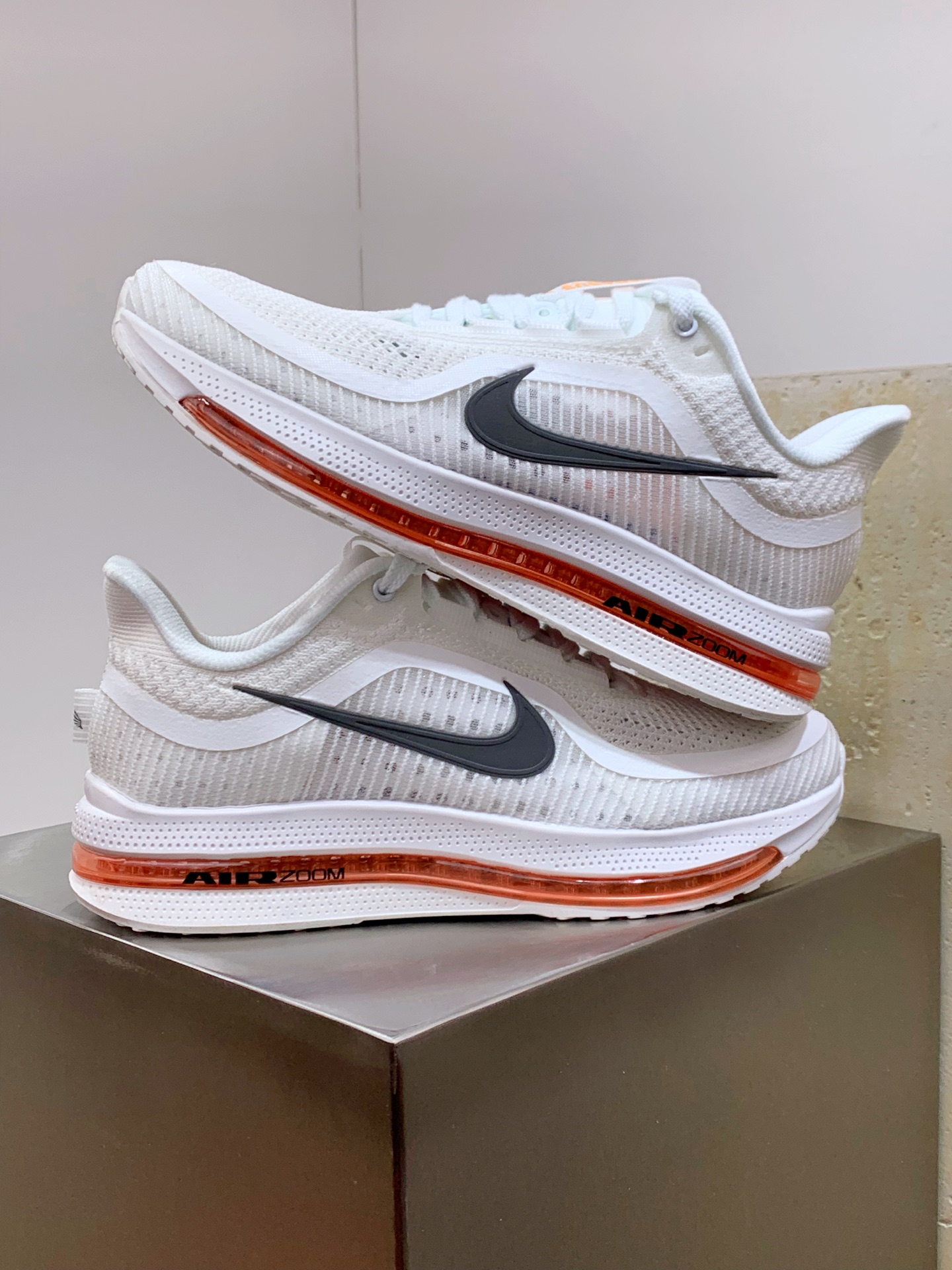 Male Running Shoes Shock Absorbing M-s