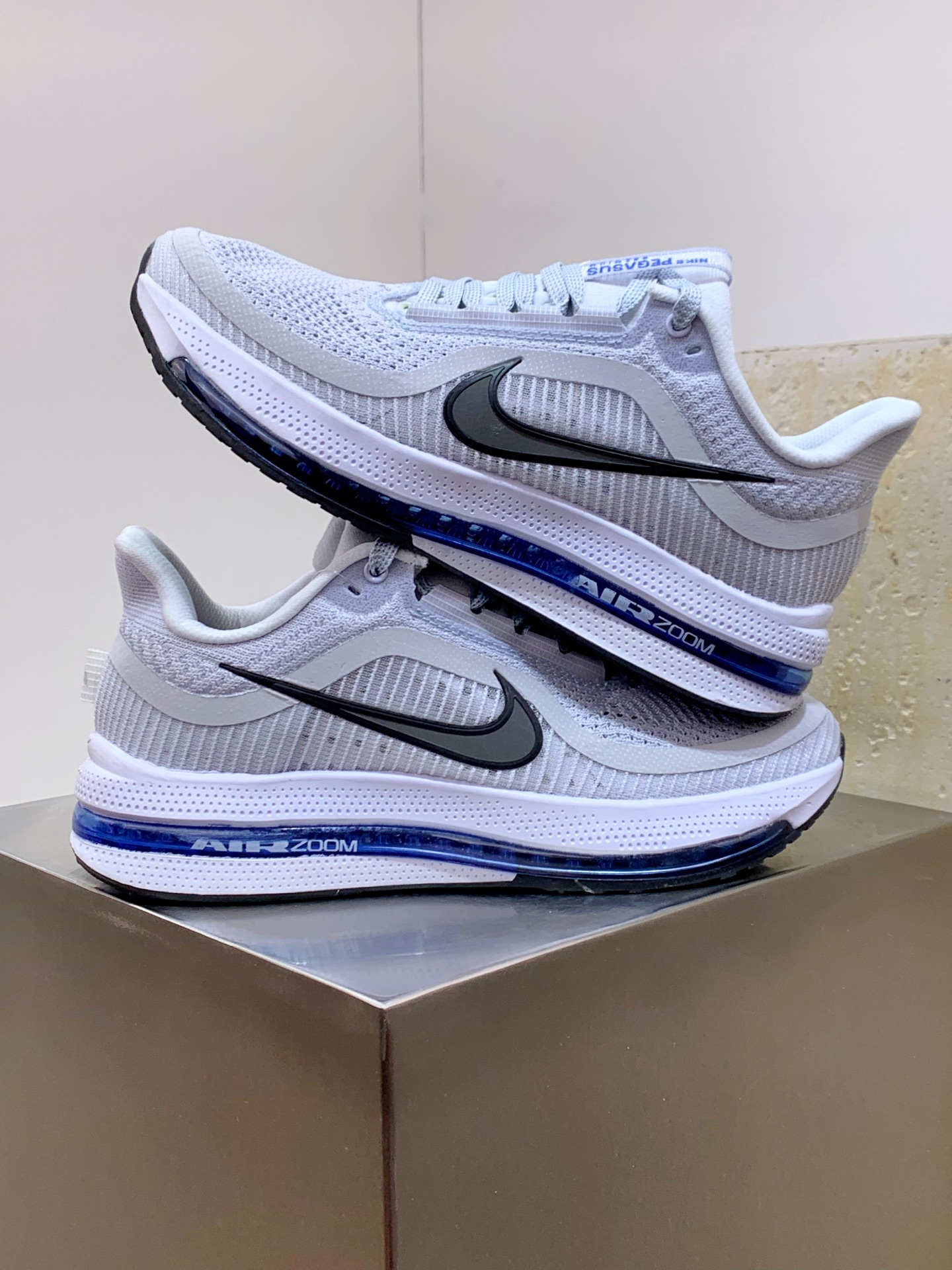 Male Running Shoes Shock Absorbing M-s