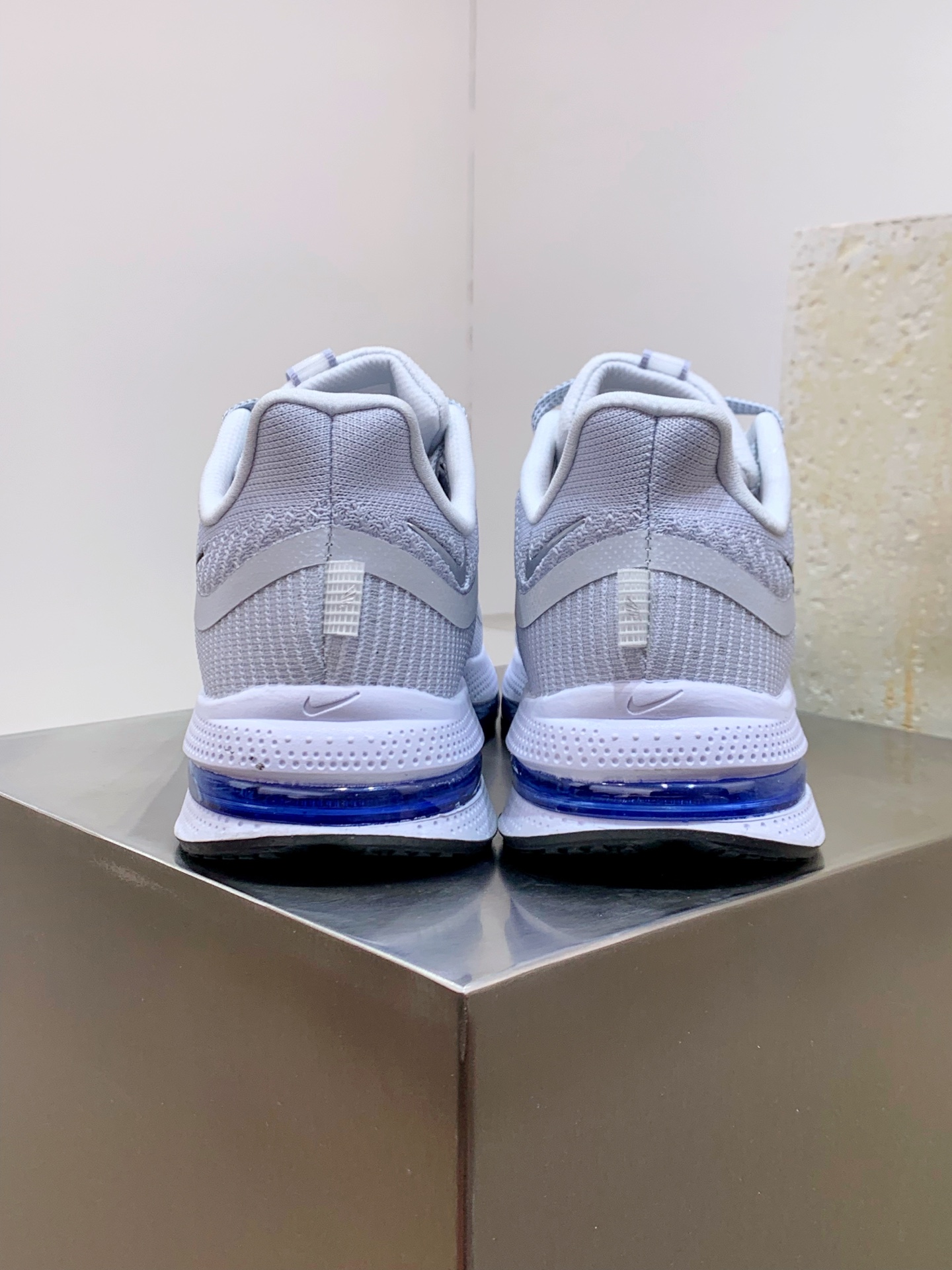 Male Running Shoes Shock Absorbing M-s