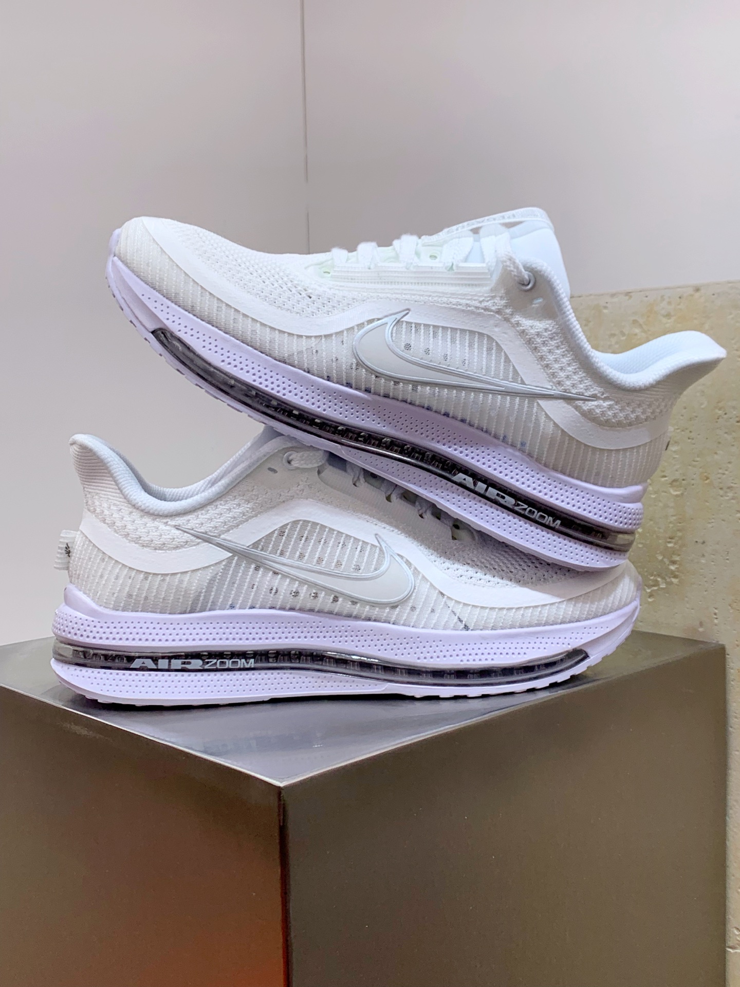 Male Running Shoes Shock Absorbing M-s