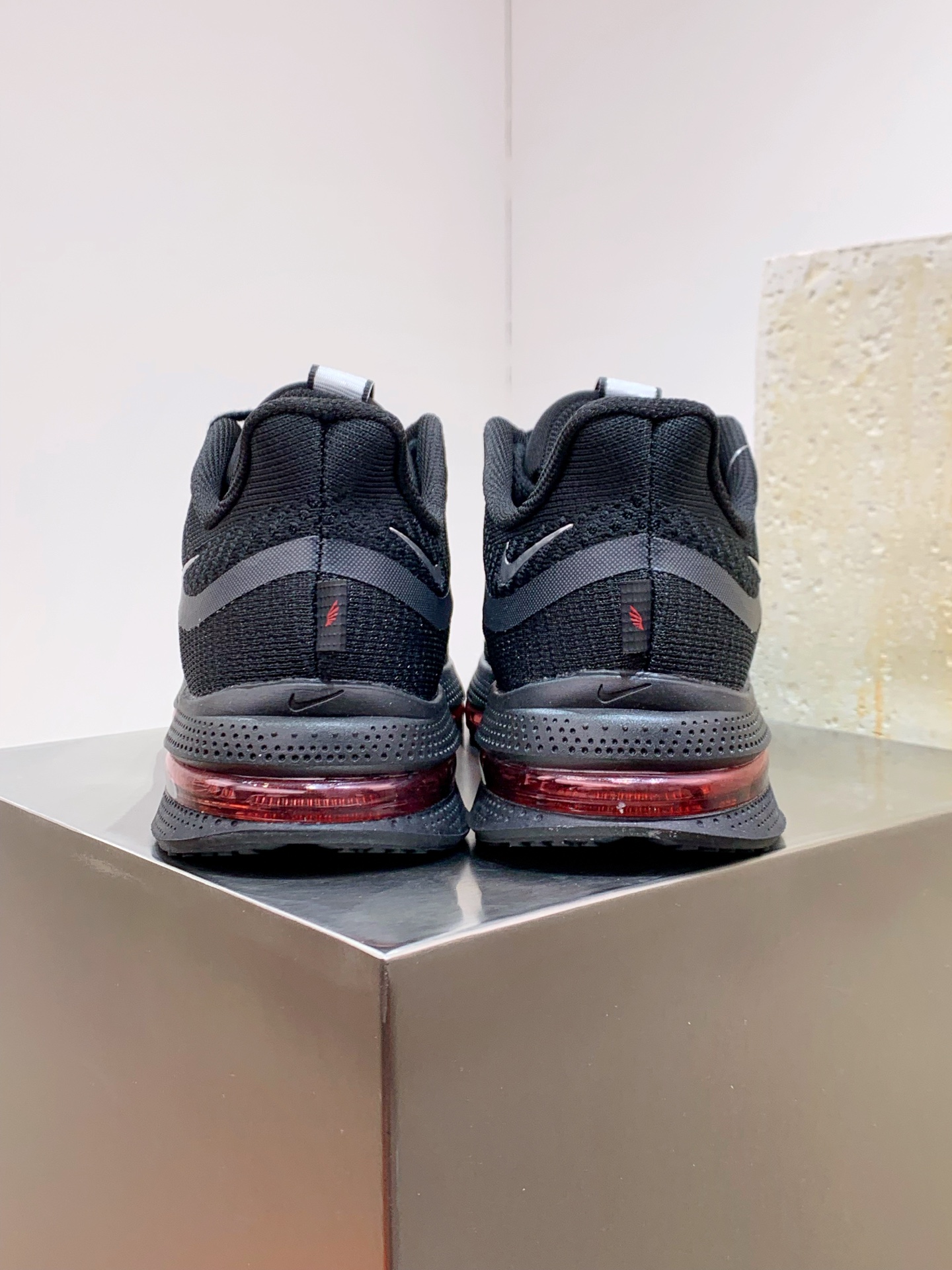 Male Running Shoes Shock Absorbing M-s