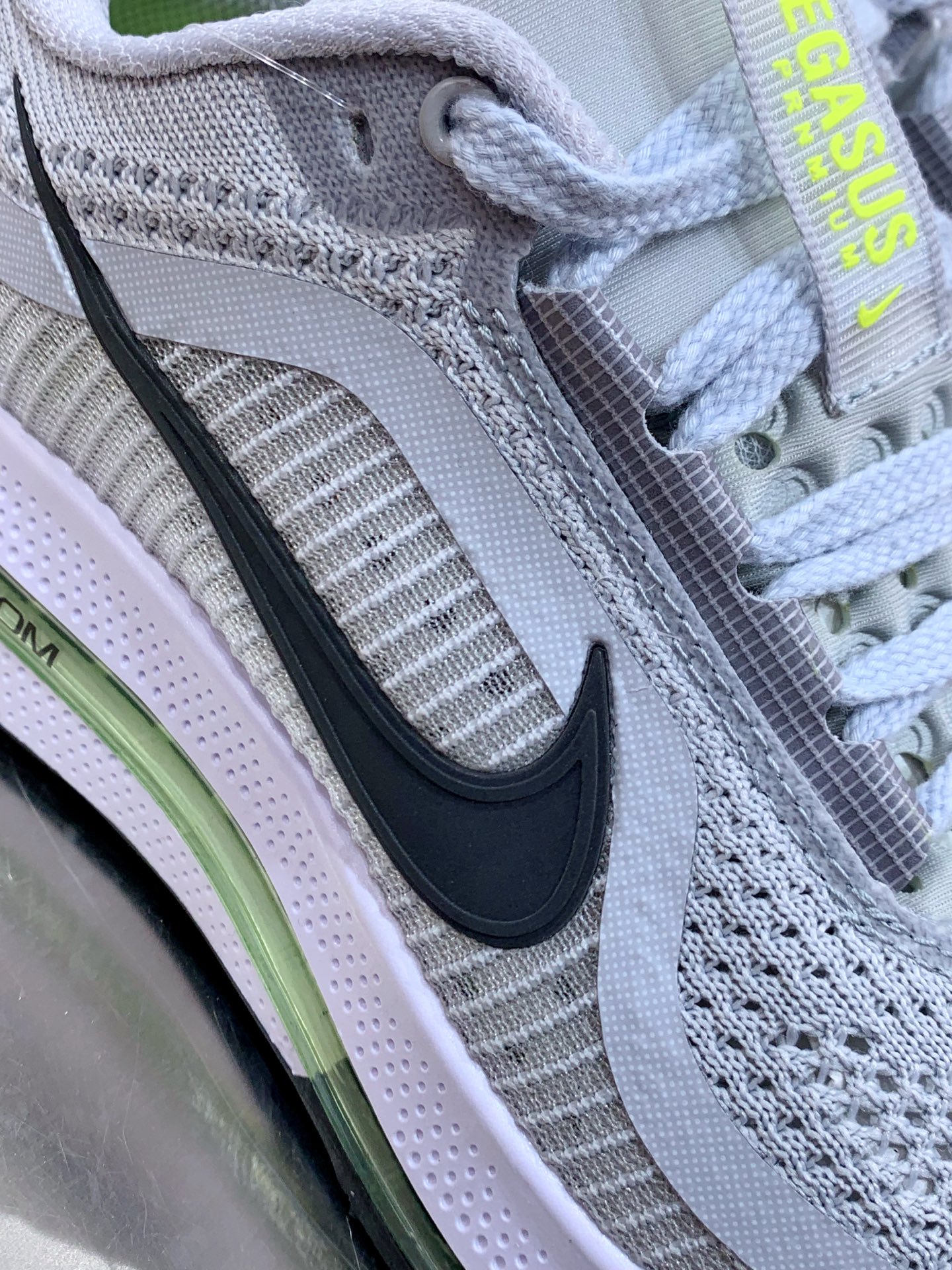 Male Running Shoes Shock Absorbing M-s