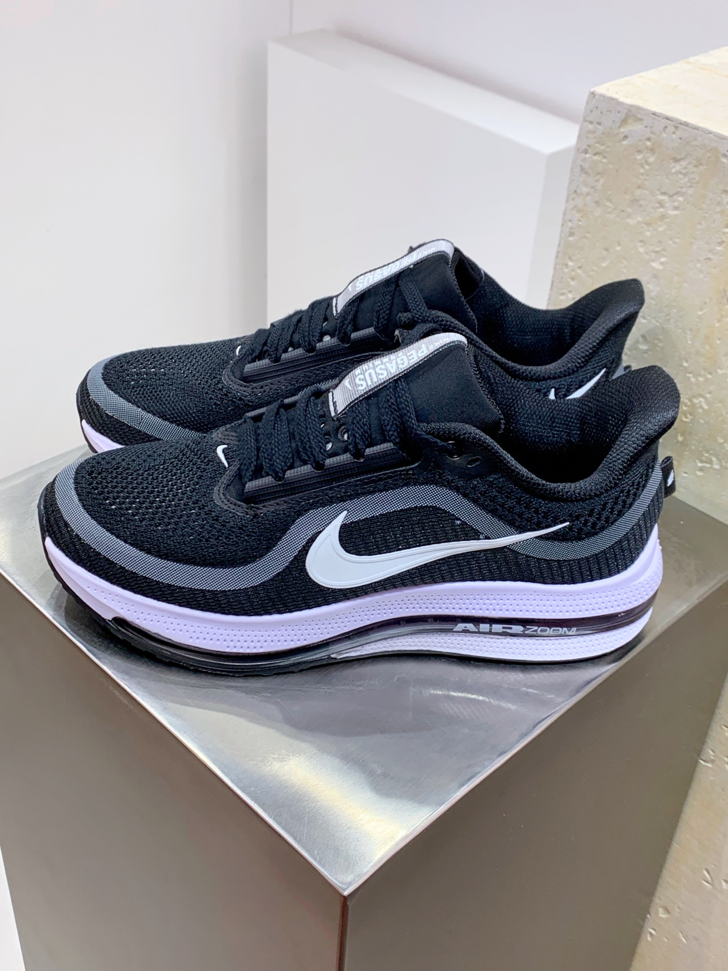 Male Running Shoes Shock Absorbing M-s