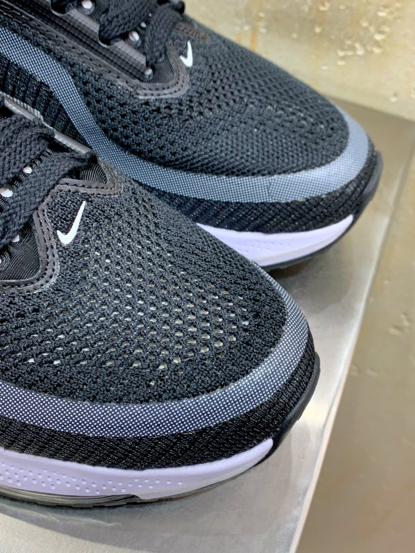 Male Running Shoes Shock Absorbing M-s