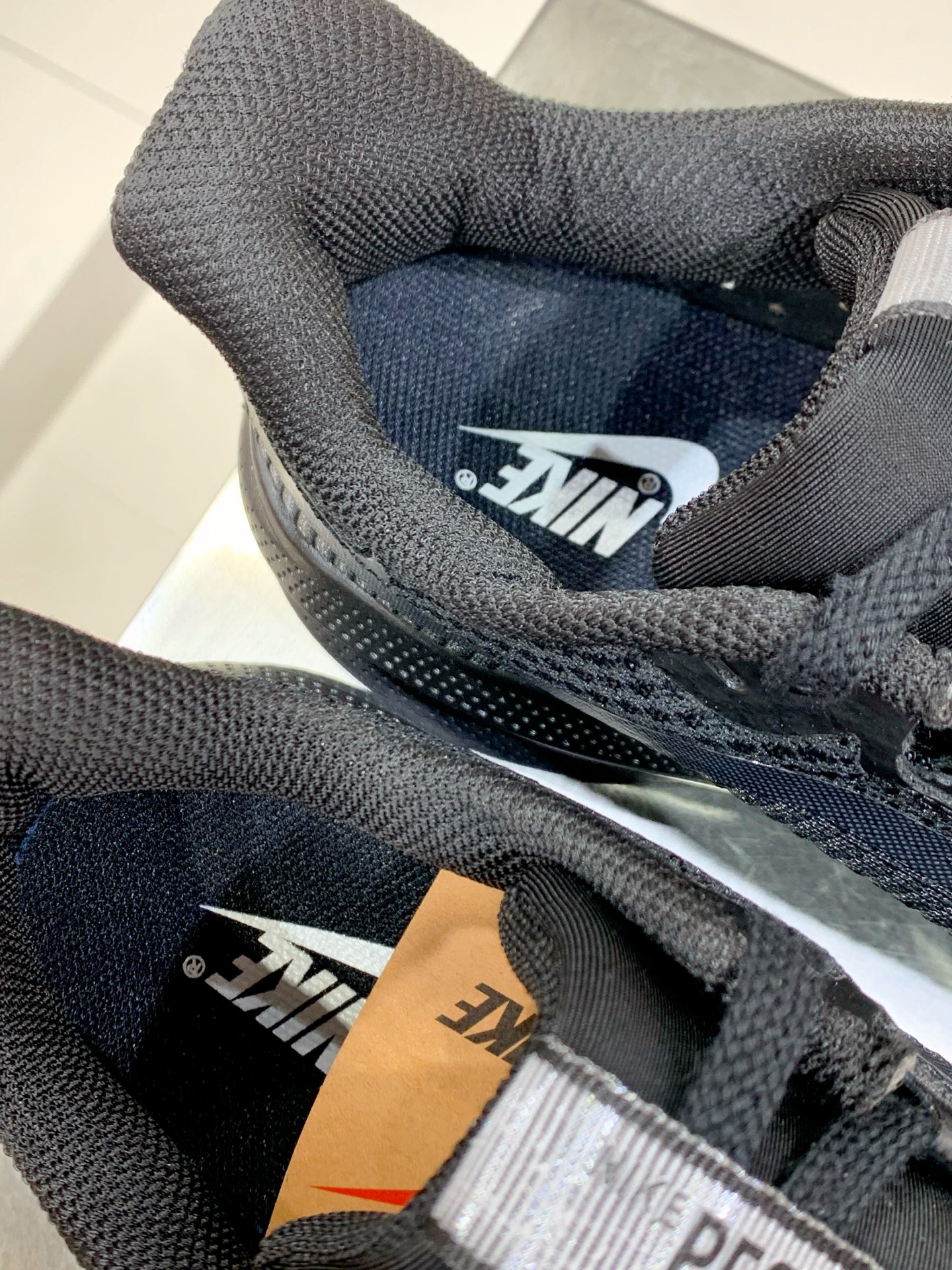 Male Running Shoes Shock Absorbing M-s