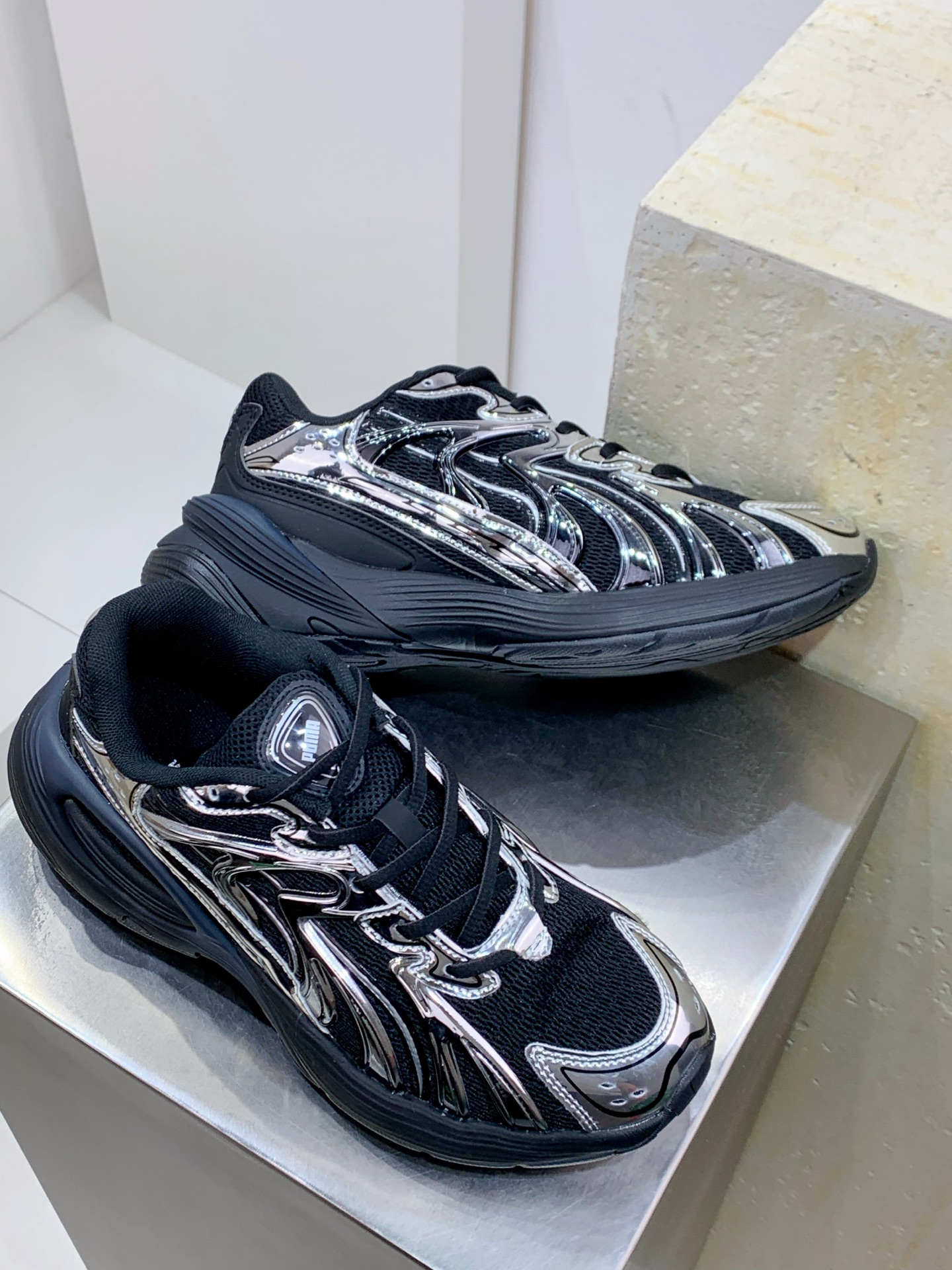 Male Running Shoes Black Shock Absorbing M-l-s