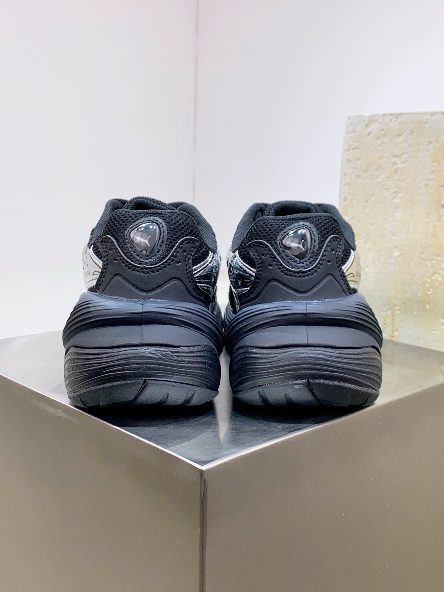 Male Running Shoes Black Shock Absorbing M-l-s