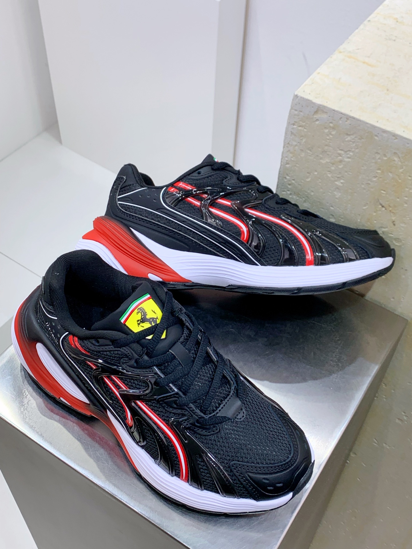 Male Running Shoes Black Shock Absorbing M-l-s