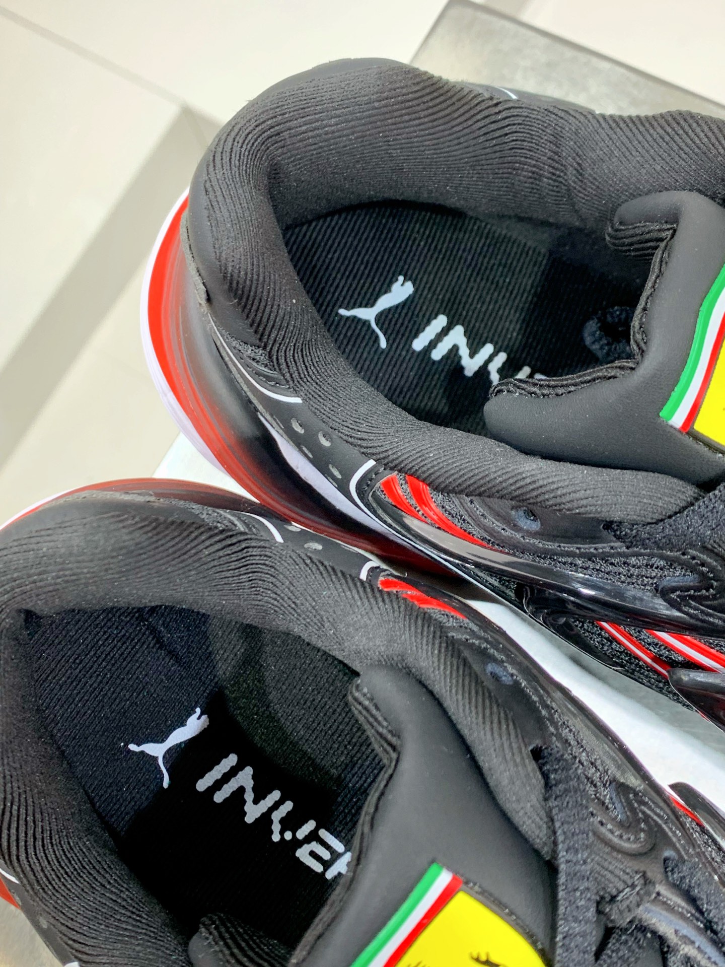 Male Running Shoes Black Shock Absorbing M-l-s