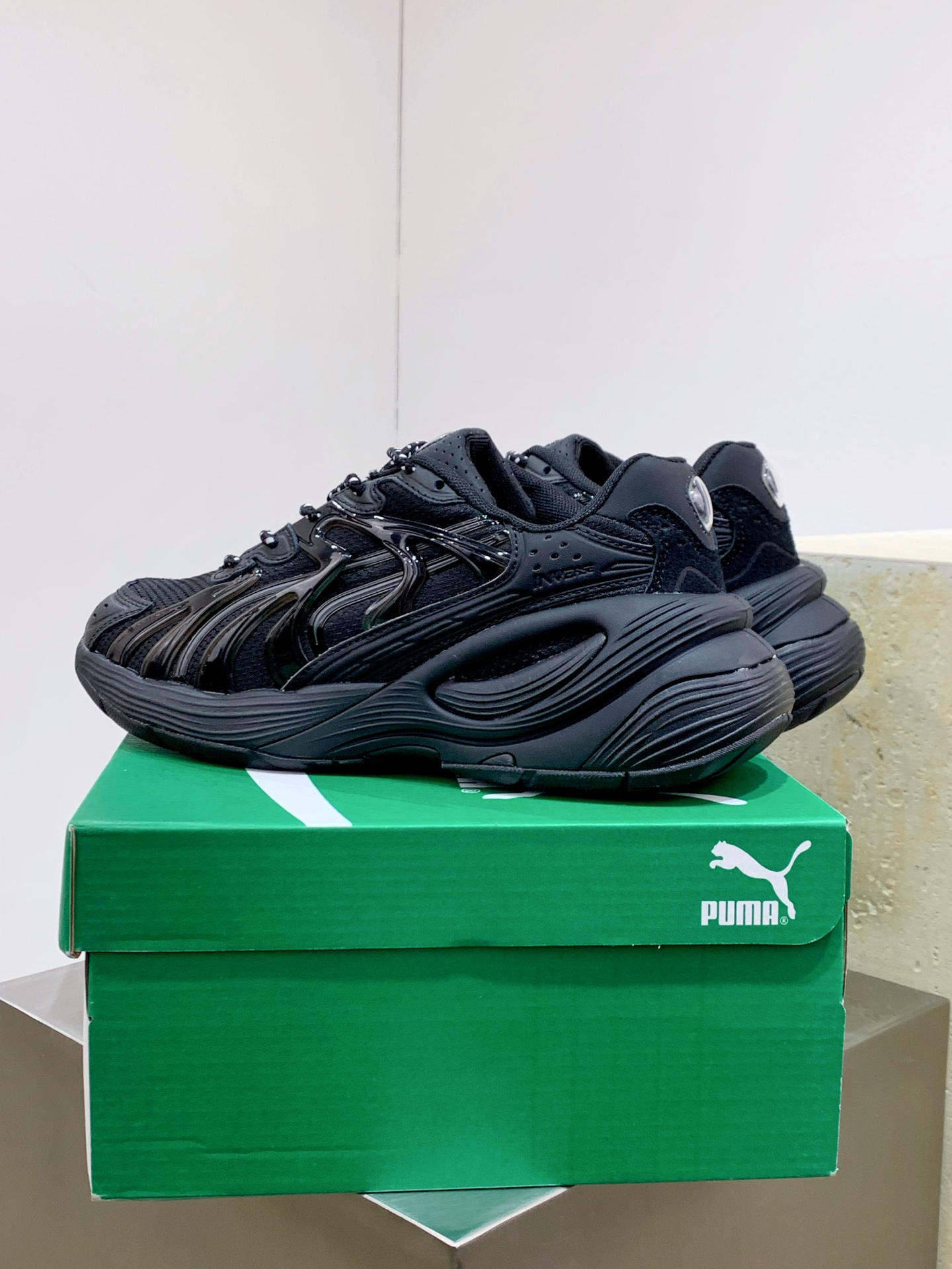 Male Running Shoes Black Shock Absorbing M-l-s