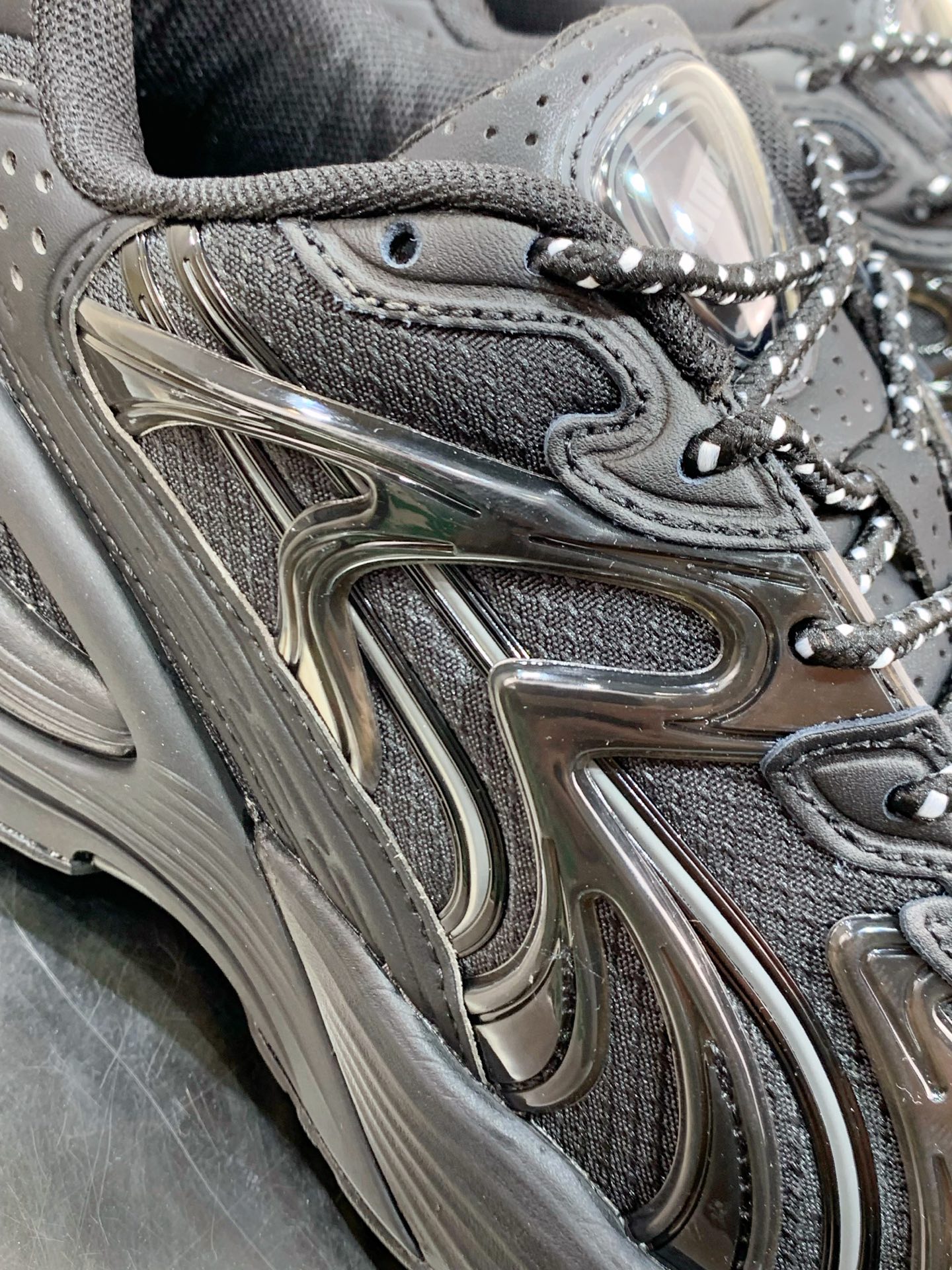 Male Running Shoes Black Shock Absorbing M-l-s