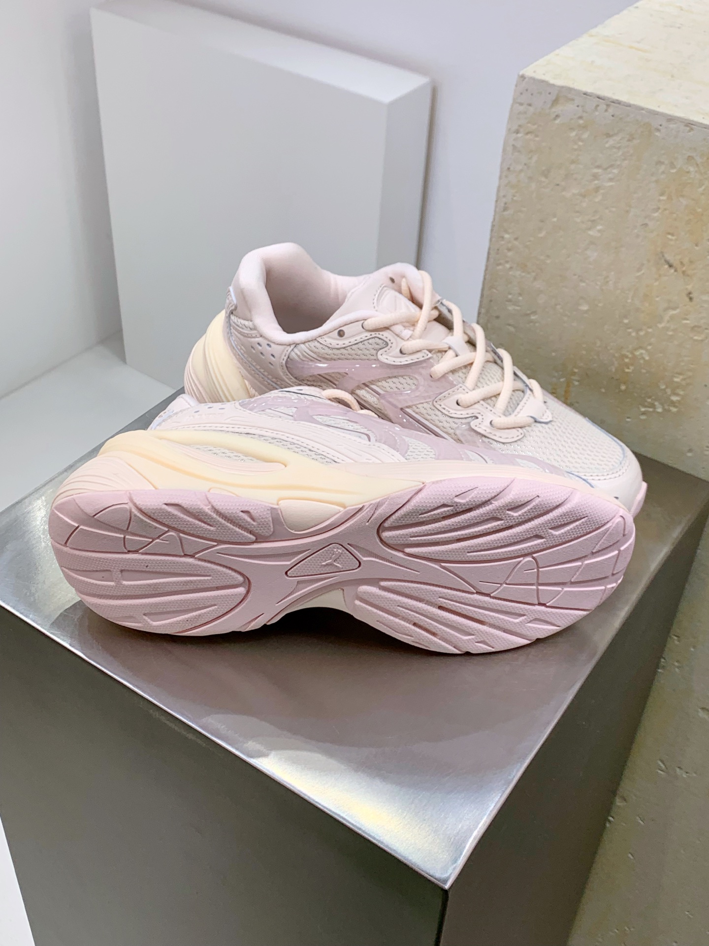 Female Running Shoes Black Shock Absorbing M-l-s