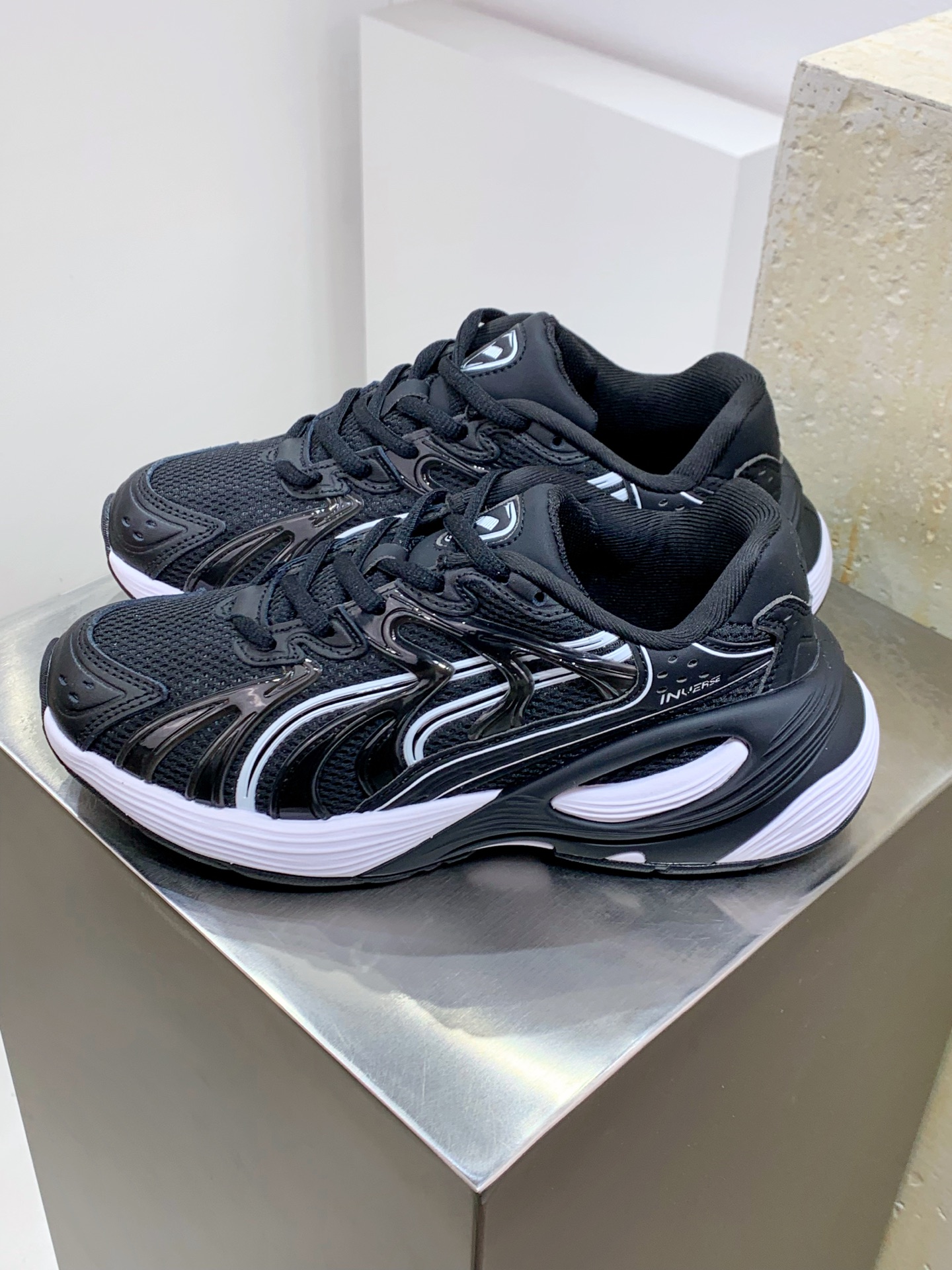 Male Running Shoes Black Shock Absorbing M-l-s