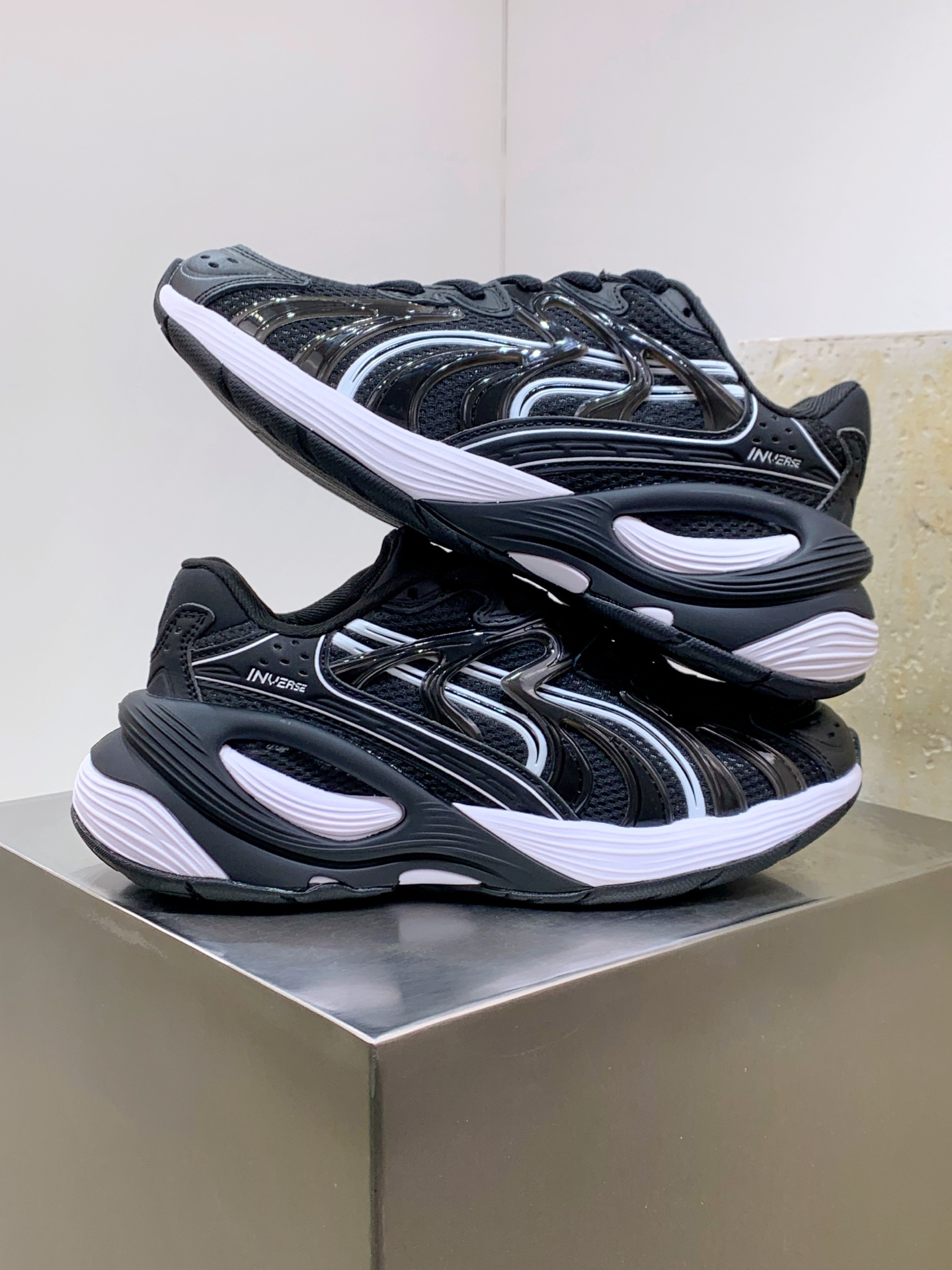 Male Running Shoes Black Shock Absorbing M-l-s