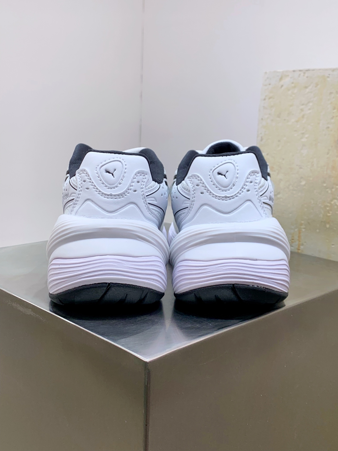 Male Running Shoes Black Shock Absorbing M-l-s