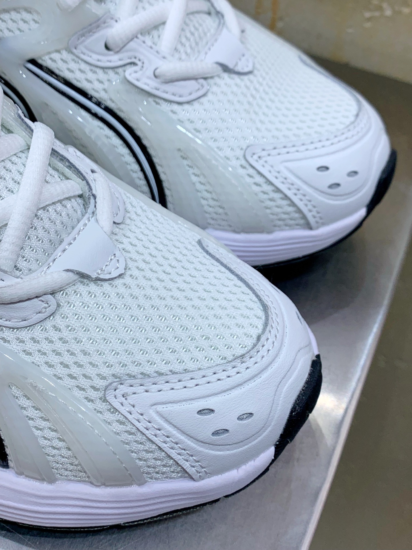 Male Running Shoes Black Shock Absorbing M-l-s