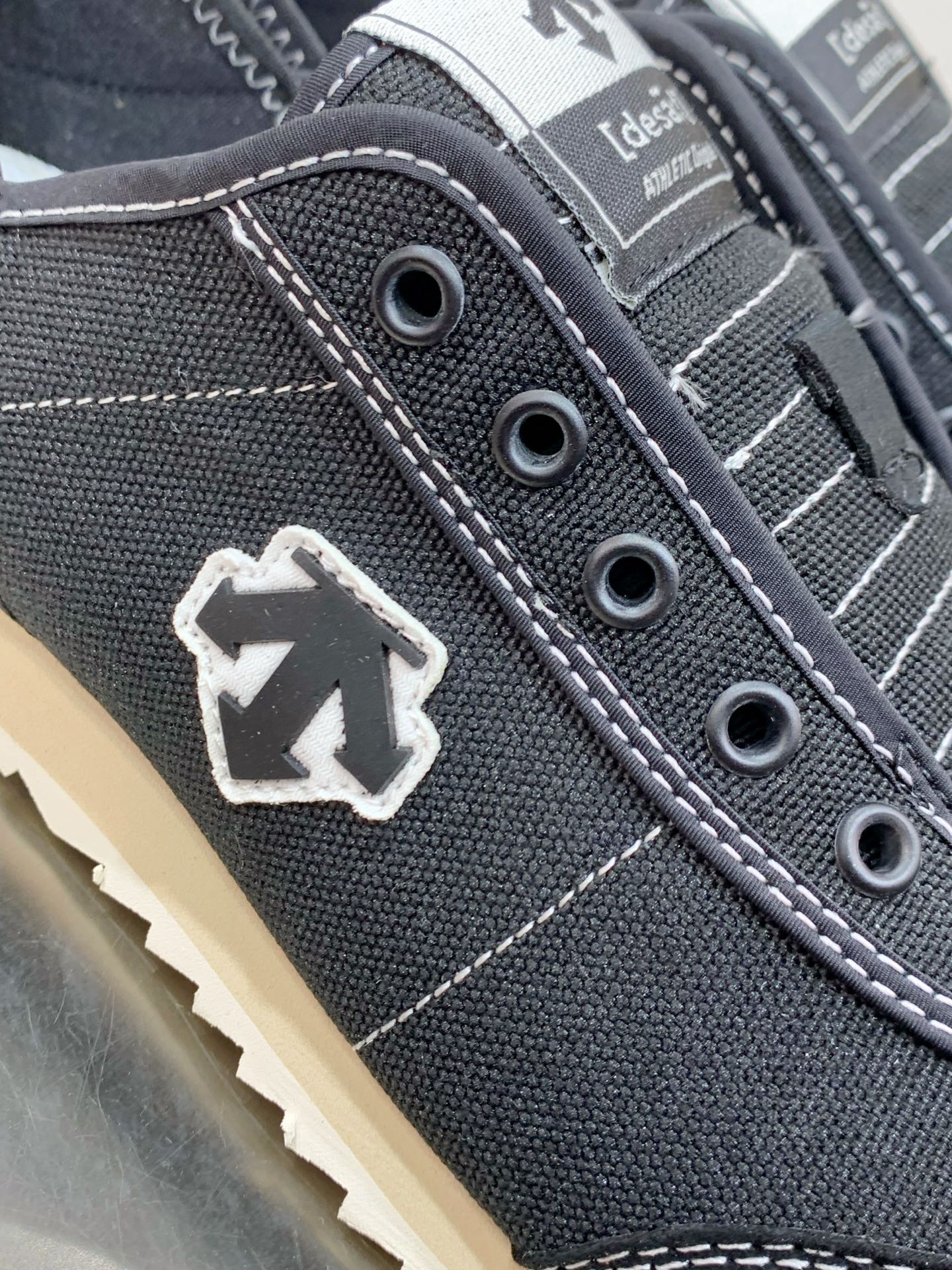 Descente Leather Shoes Cow Leather Breathable M-s