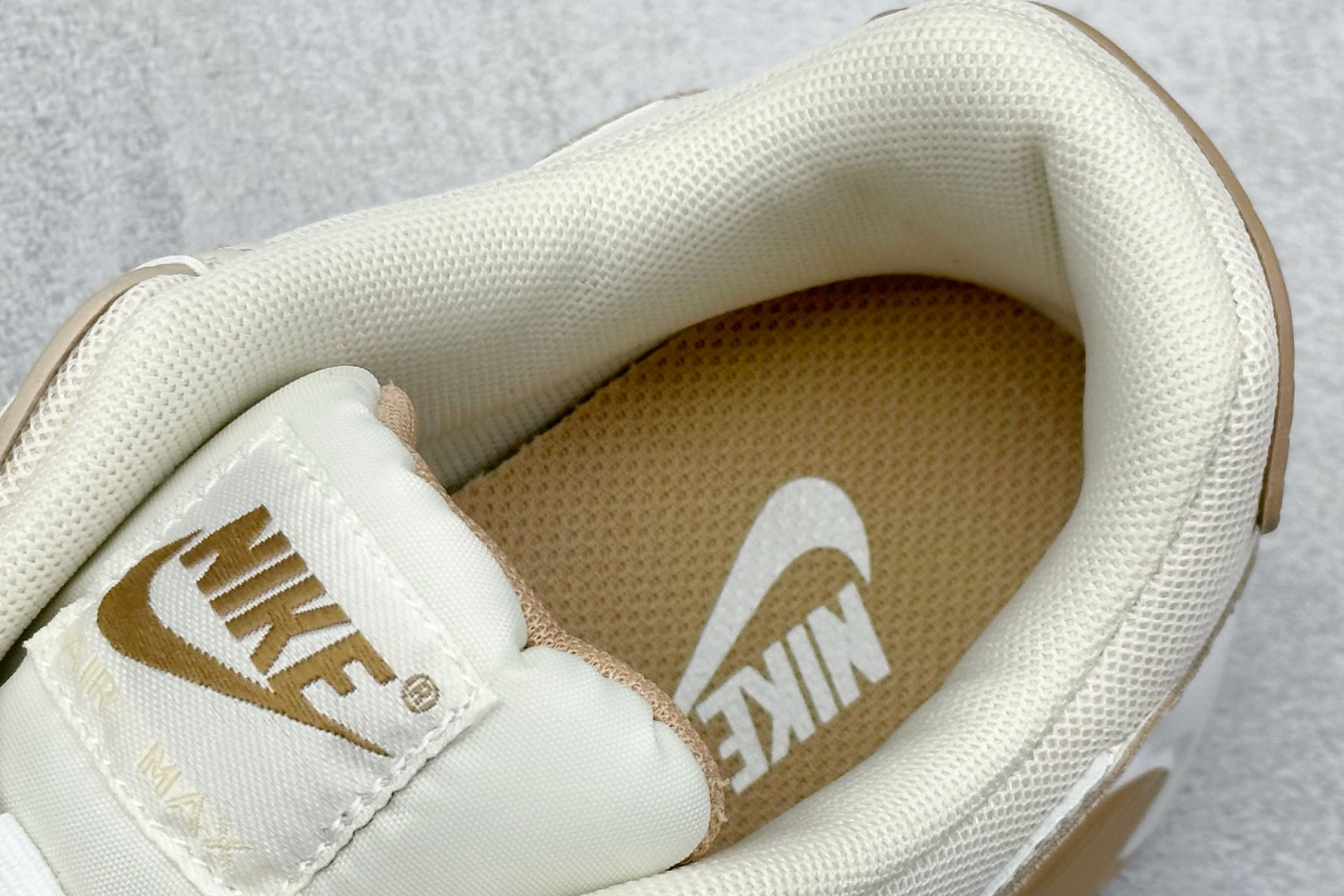 Nike Running Shoes Shock Absorbing M-s