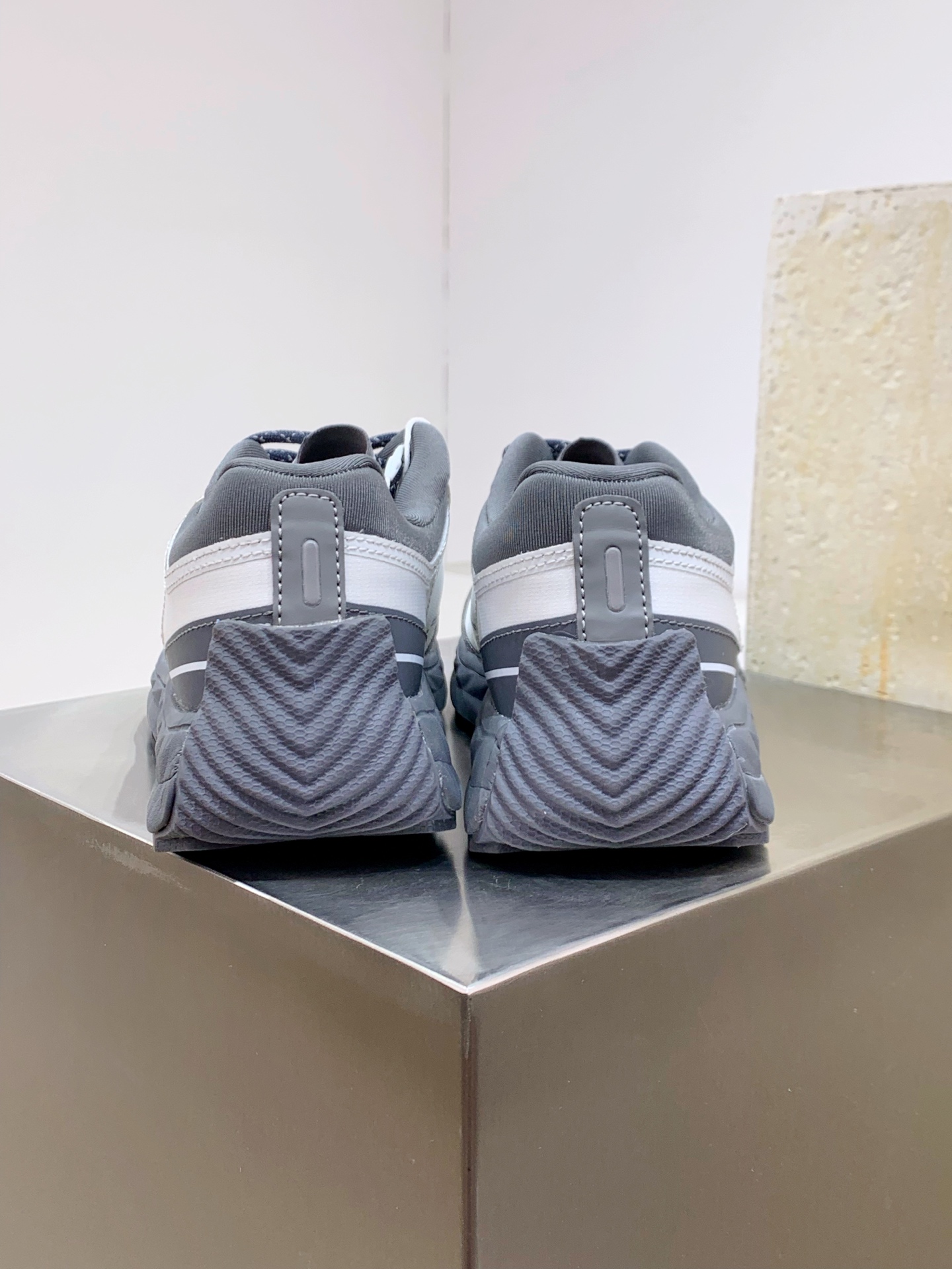 Descente Female Sneakers S